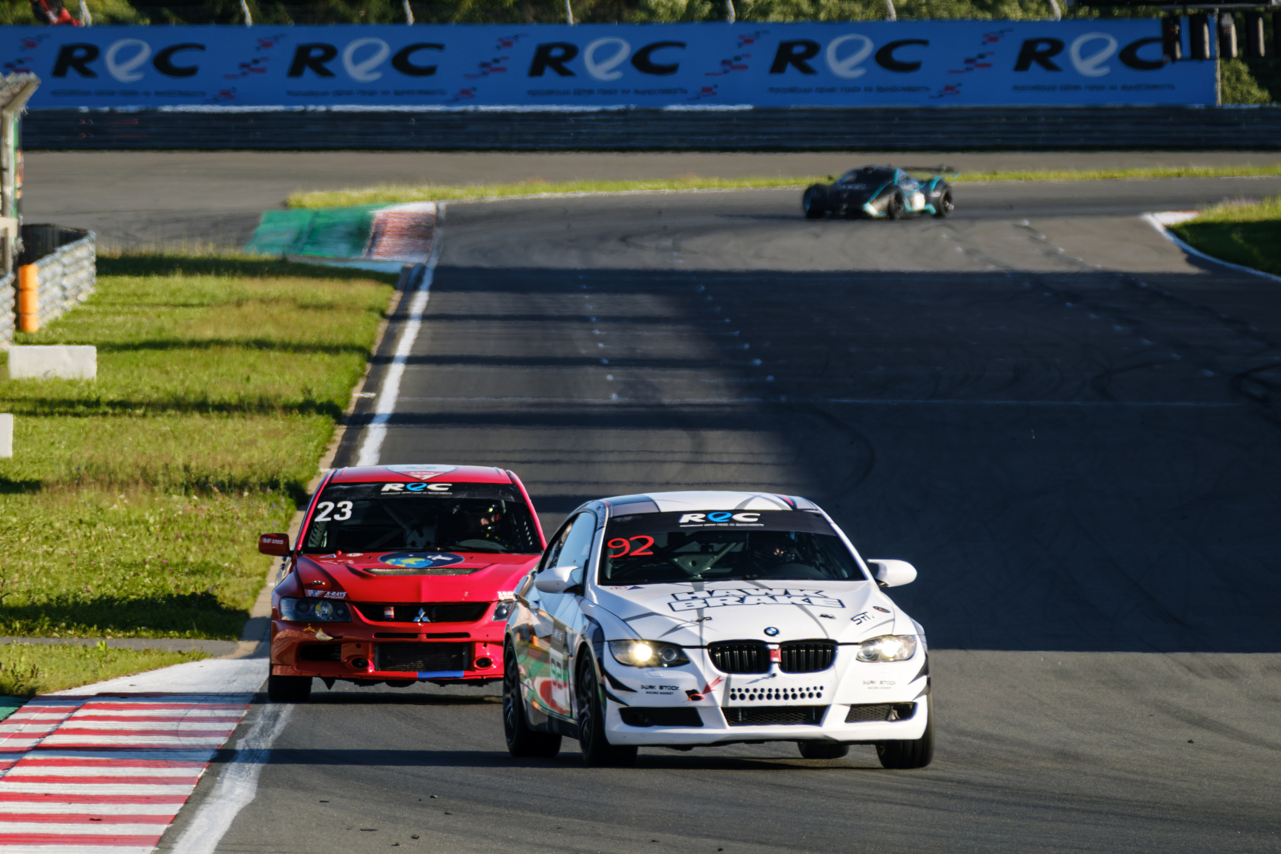 Российская серия гонок на выносливость. Авто и мотоспорт — фотограф Антон Медведев iCoguar