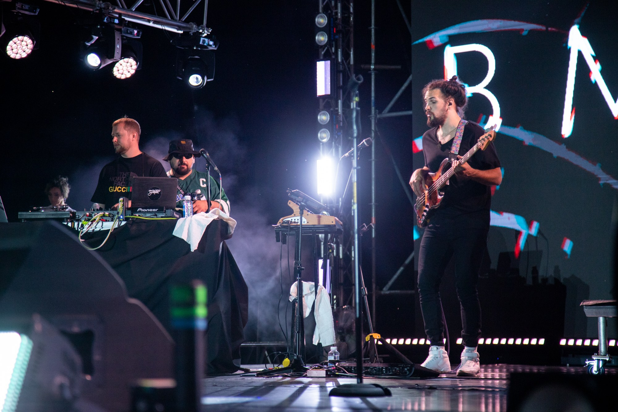 L'One. Репортажный, промышленный и маркетплейс-фотограф Дмитрий Чернат