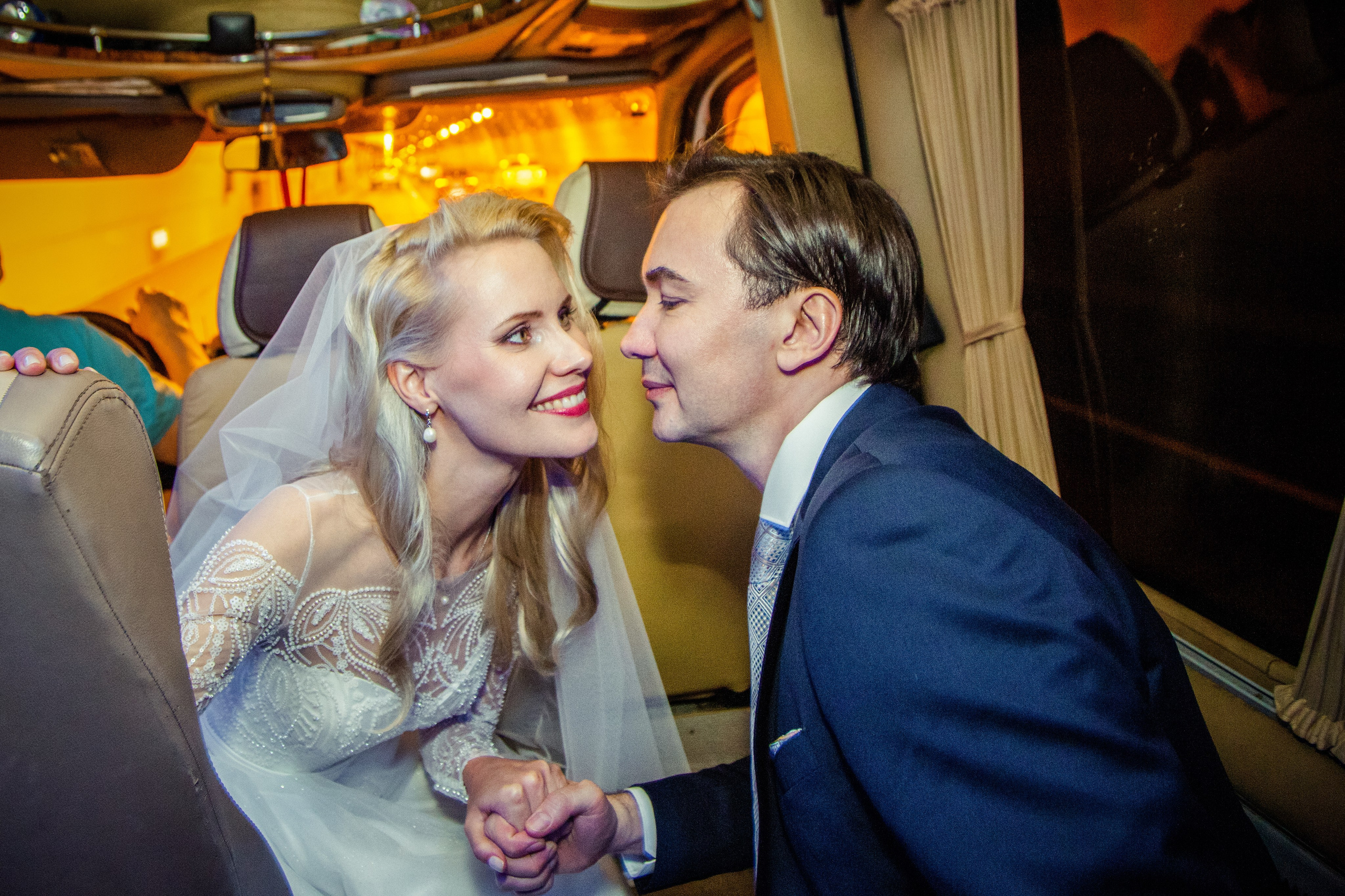 Свадебная фотосессия на ВДНХ. Свадебный и семейный фотограф в Москве и Подмосковье Лариса Козлова