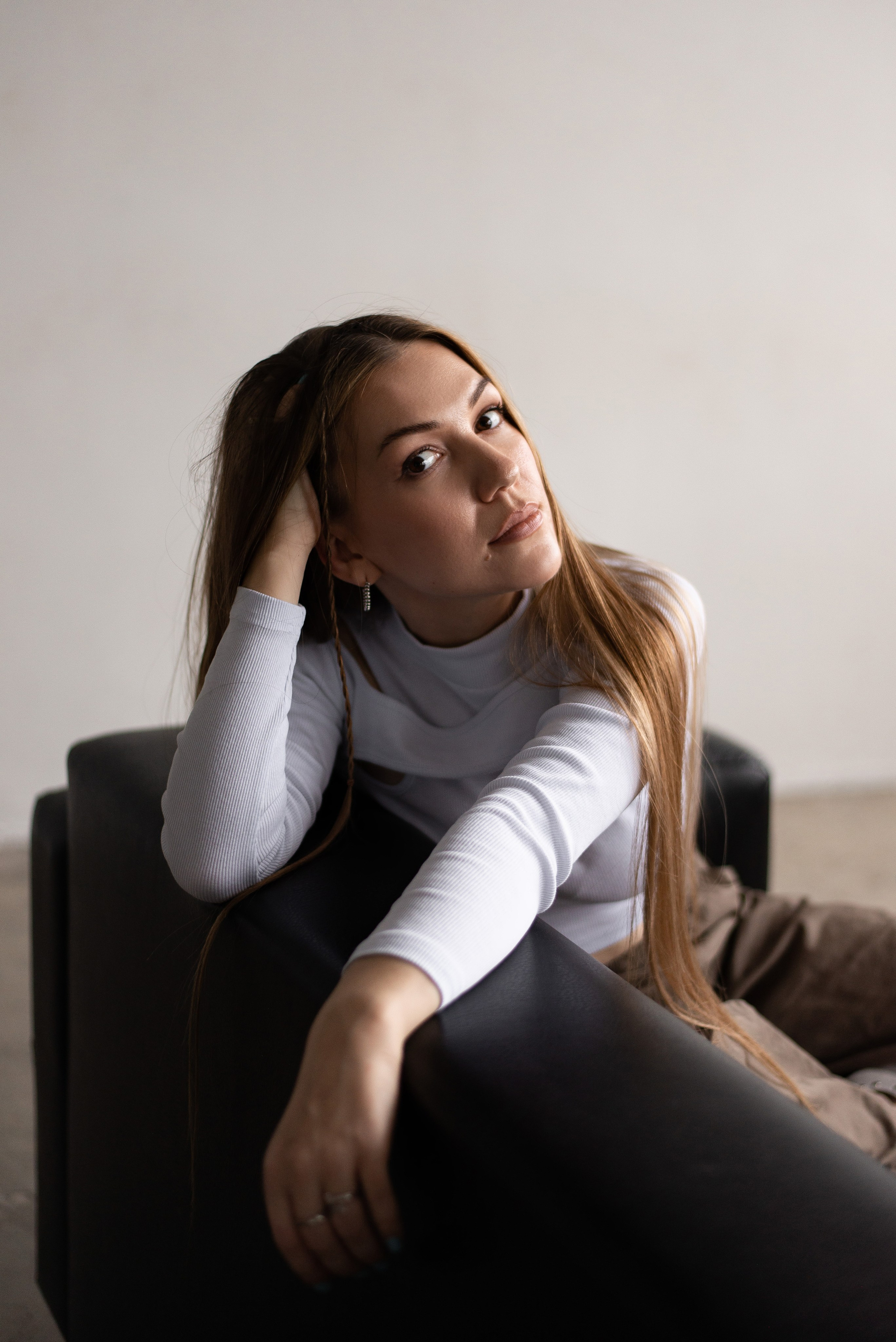 Смотреть серию. ЖЕНСКИЙ ФОТОГРАФ КРИСТИНА ВИГЕЛЬ