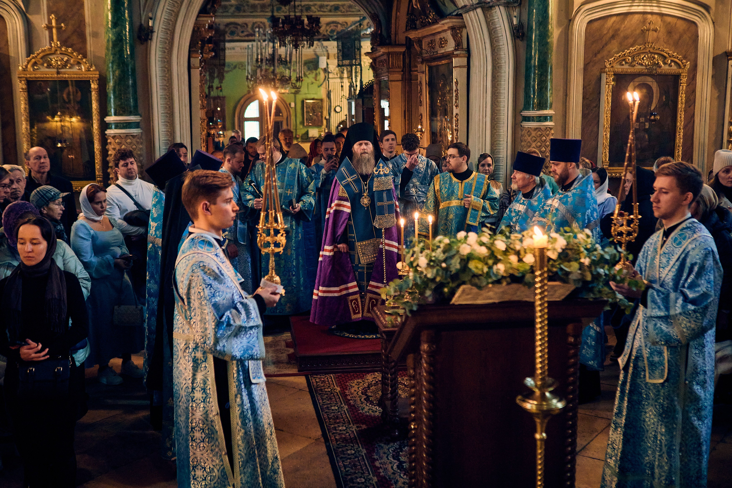 Всенощная на Благовещение Пресвятой Богородицы. DMITRY MOISEENKO — фотограф, художник, топ-стилист