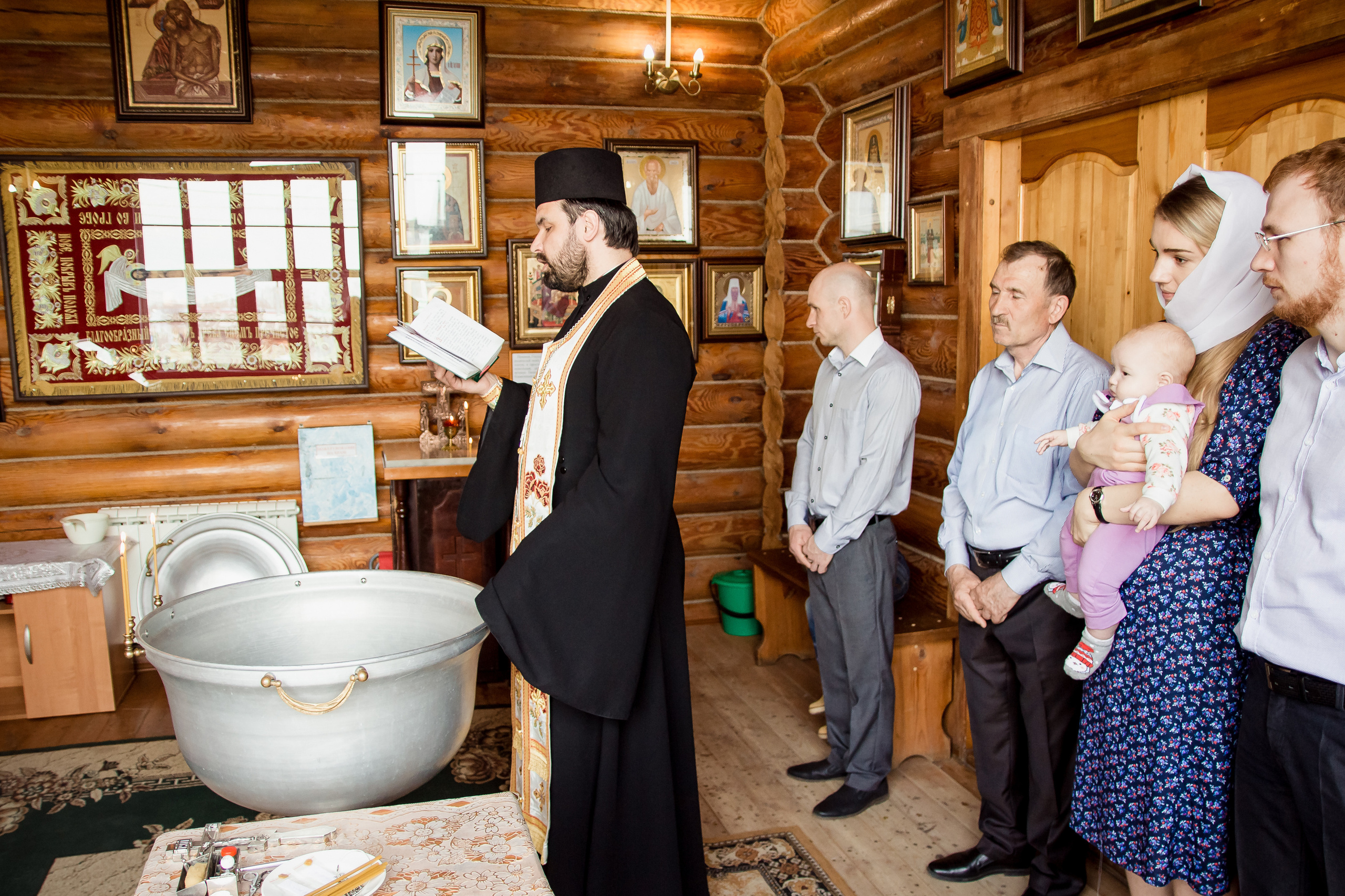 Крещение в Зональном. Свадебный и семейный фотограф в Томске Елена Карпенко