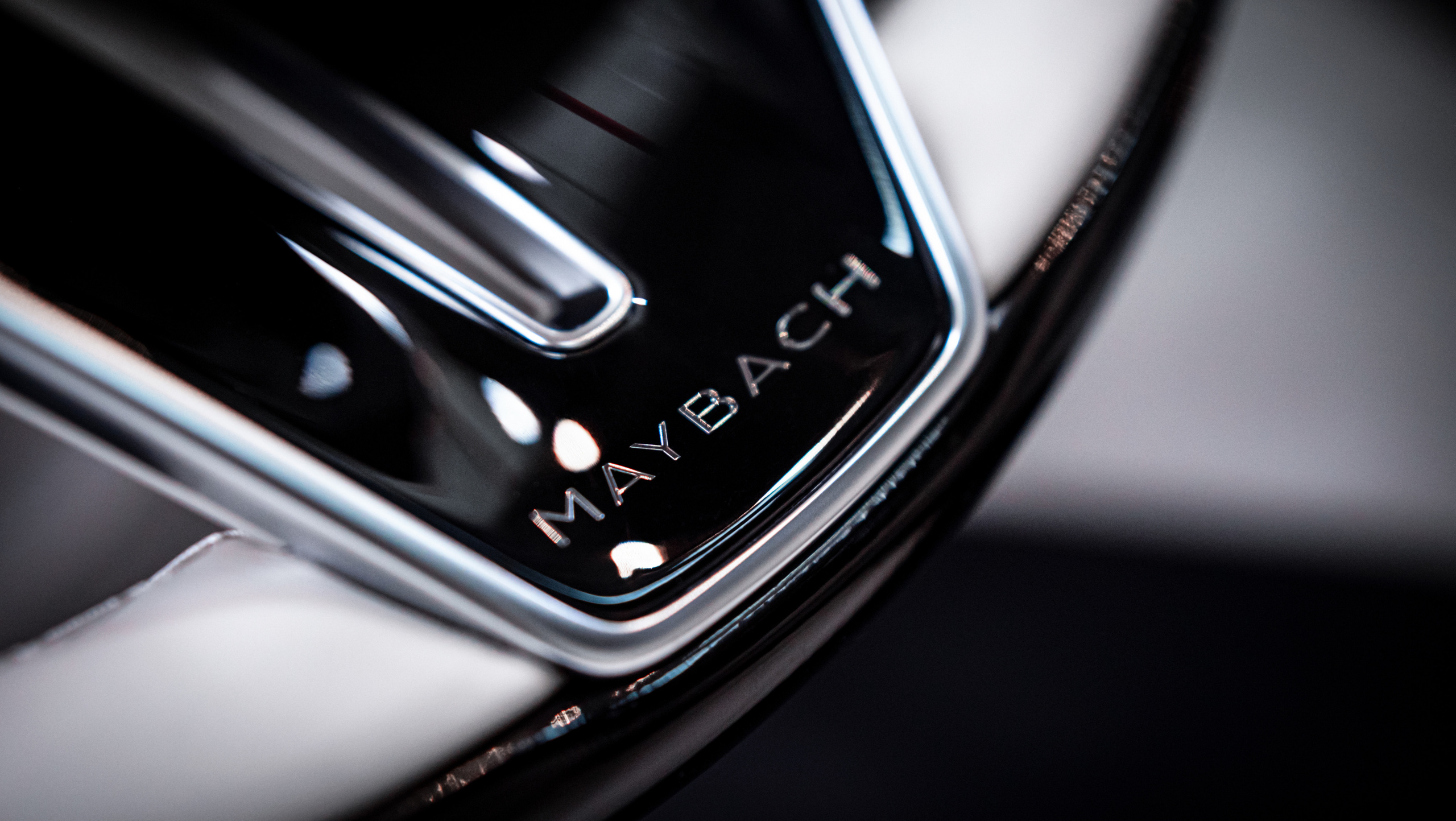 Mercedes-Benz Maybach. Архитектурная визуализация