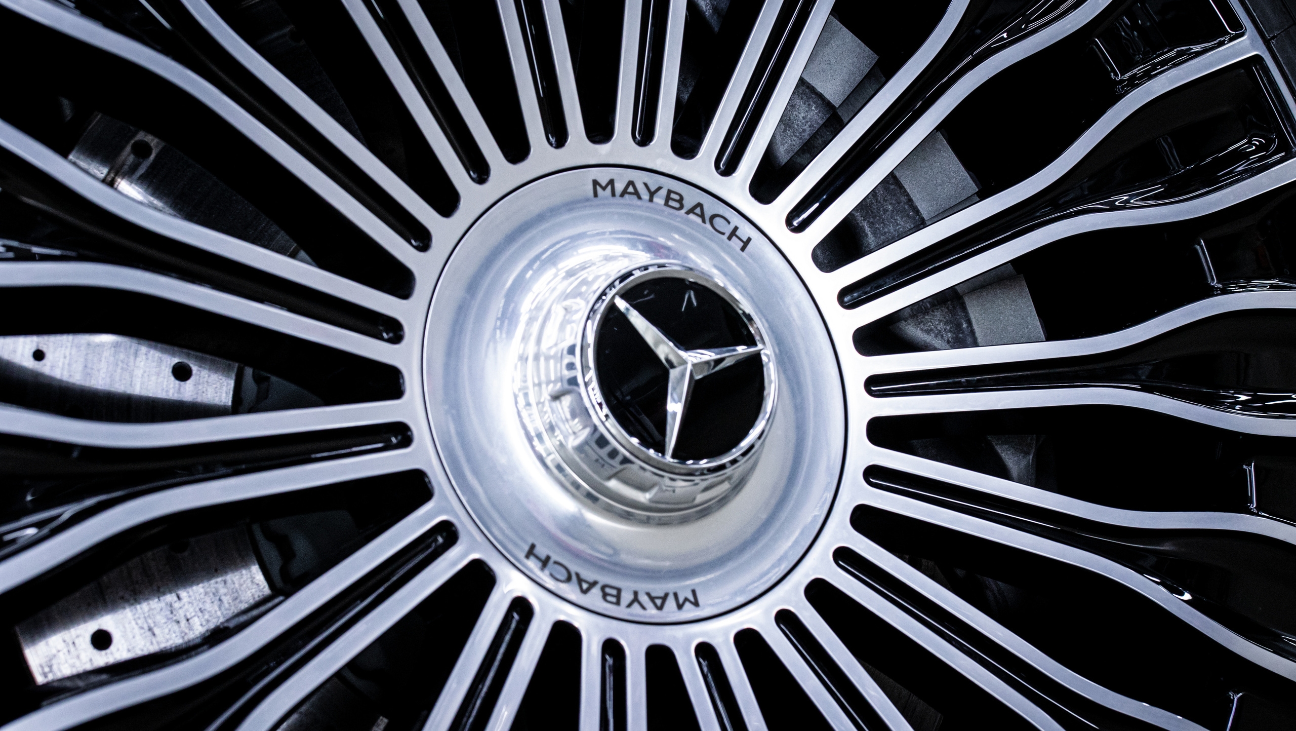 Mercedes-Benz Maybach. Архитектурная визуализация