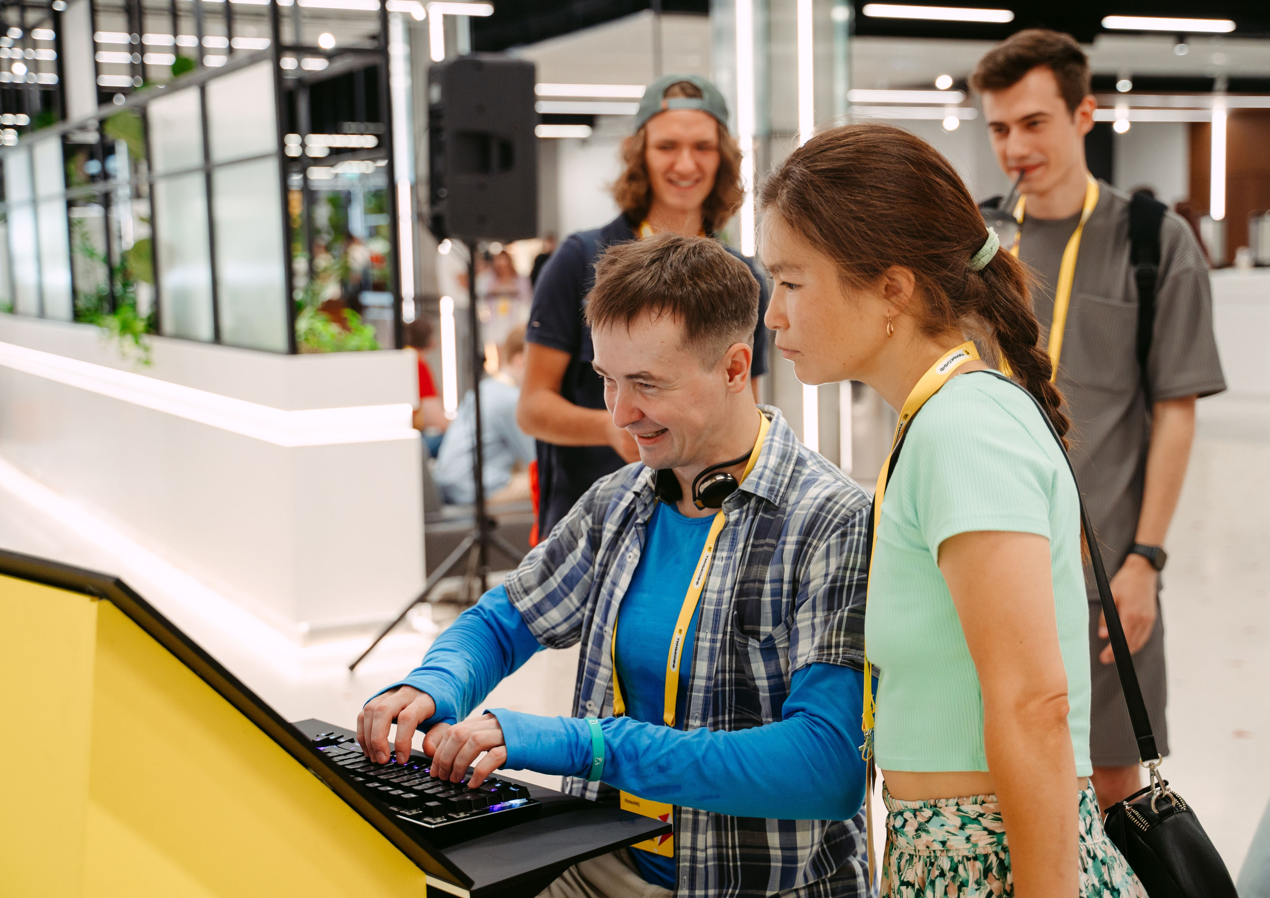 Тинькофф. ИТ-фест / 2023. Саша Копылов, фотограф в Казани