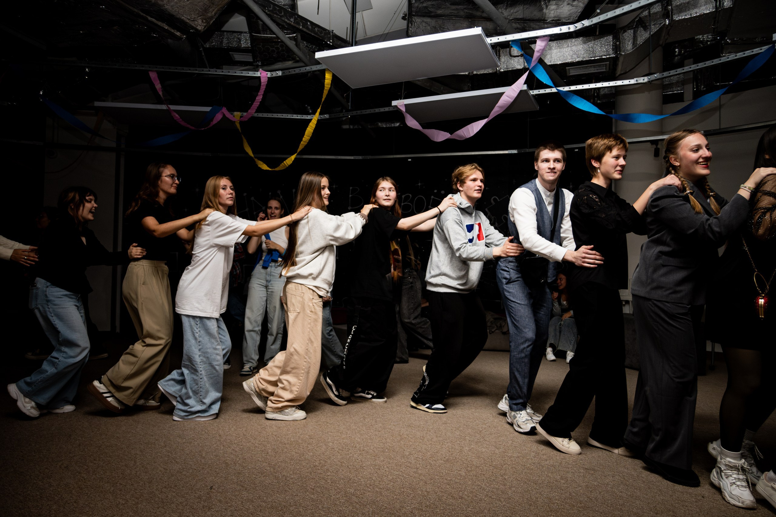 Посвящение в первокурсники ШП 2025. Репортажный и портретный фотограф во Владивостоке Денис Седов