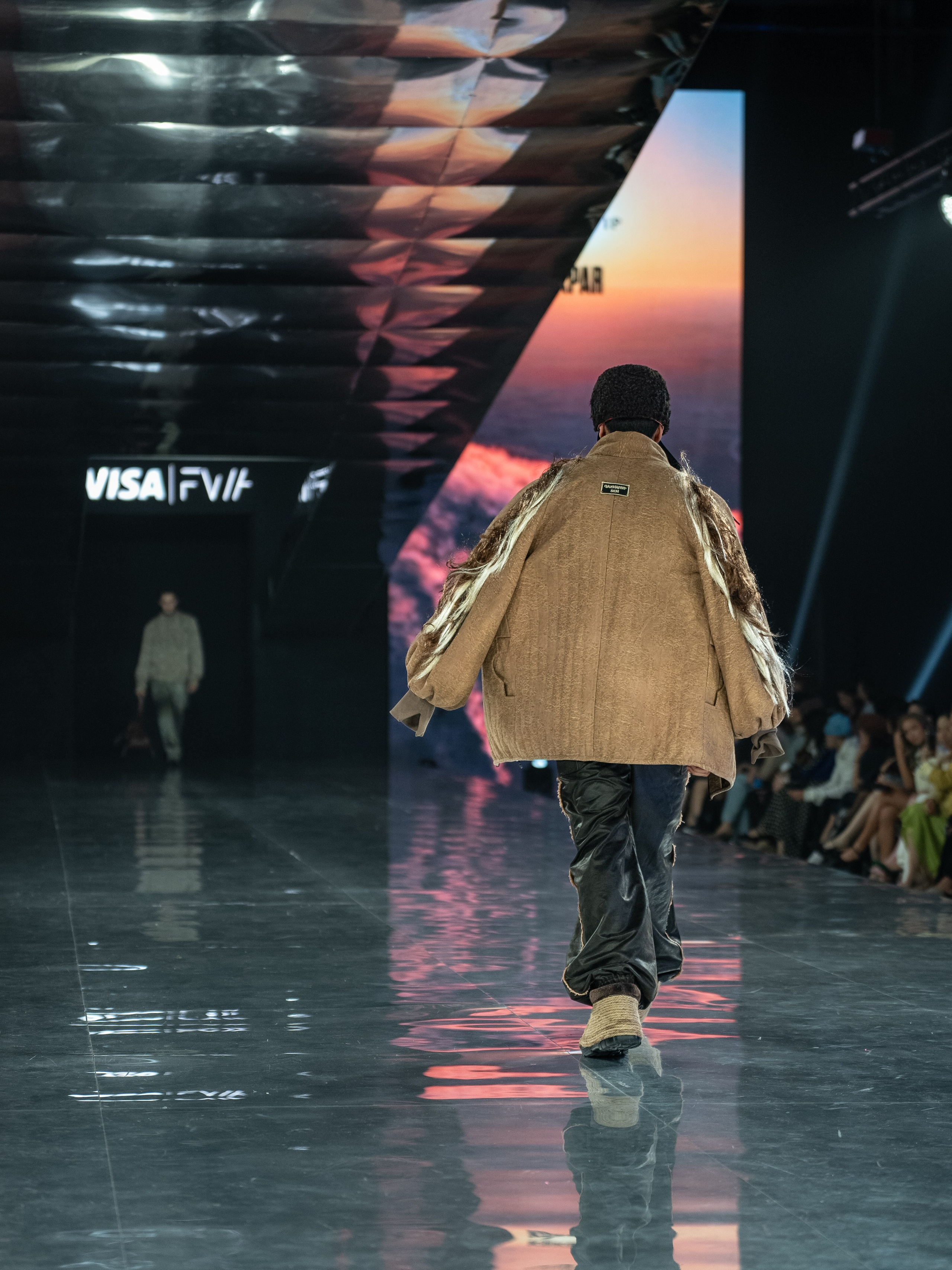 Visa Fashion Week Almaty Pre-Fall 2026 GAZHAIYIP. Сайт Алматинского НЮ АРТ, будуар и фэшн фотографа Дениса Карпенко