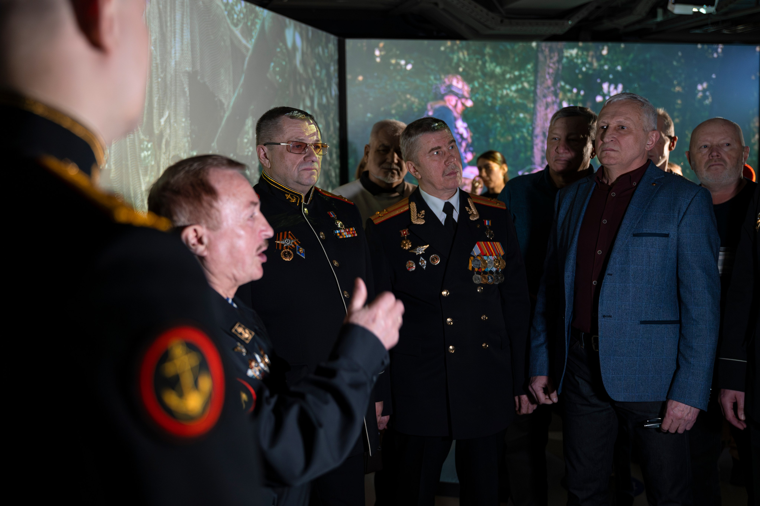 Выставка «Чёрные береты. Где мы, там — победа!». Олег Катакинов| Репортажный фотограф в городе у моря (Владивосток)