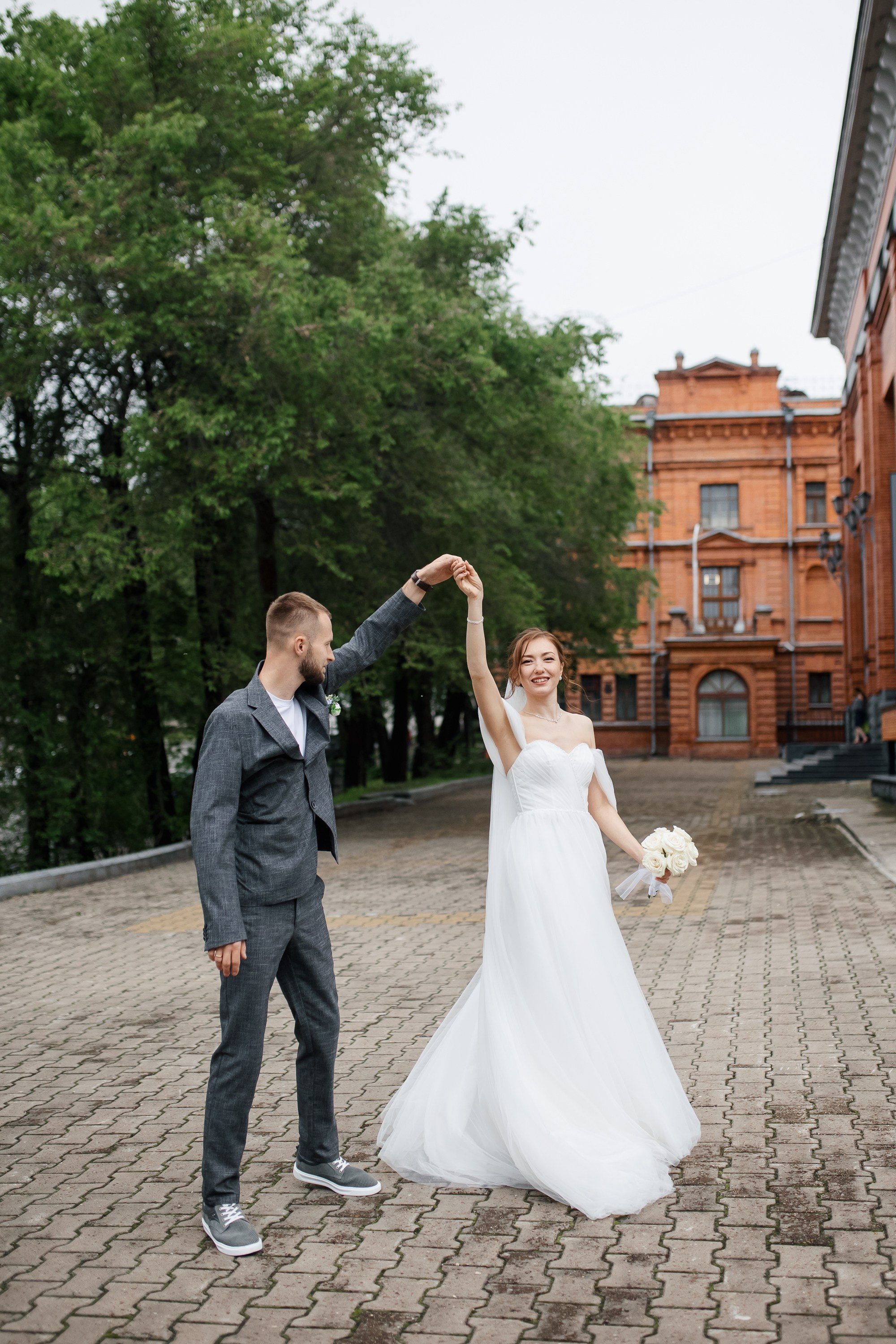 Константин и Антонина. Набережная.Дом Офицеров. Свадебный фотограф в Хабаровске
