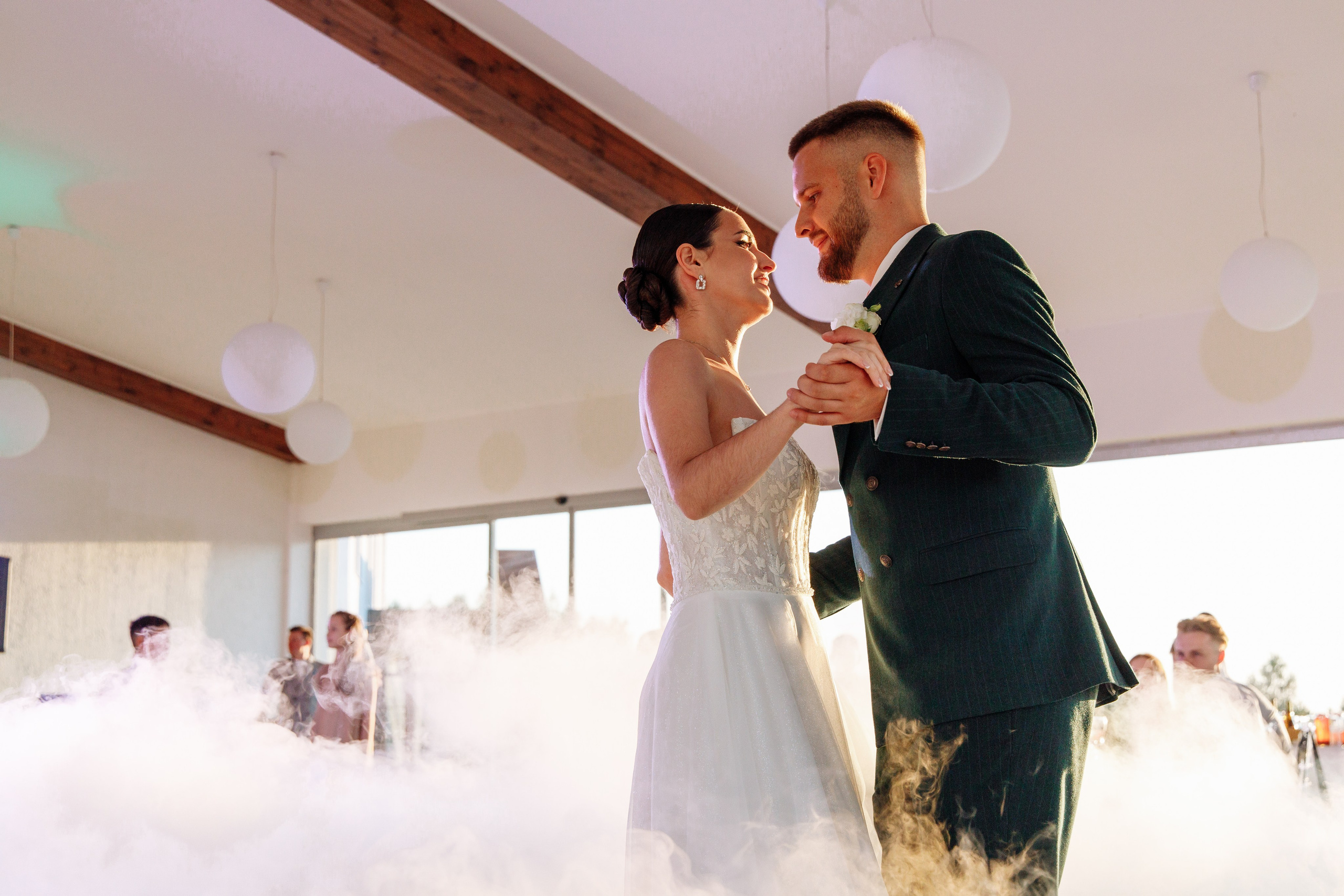 Выездная церемонию в гольф-клубе Сорочаны. Свадебный фотограф Кирилл Шустров