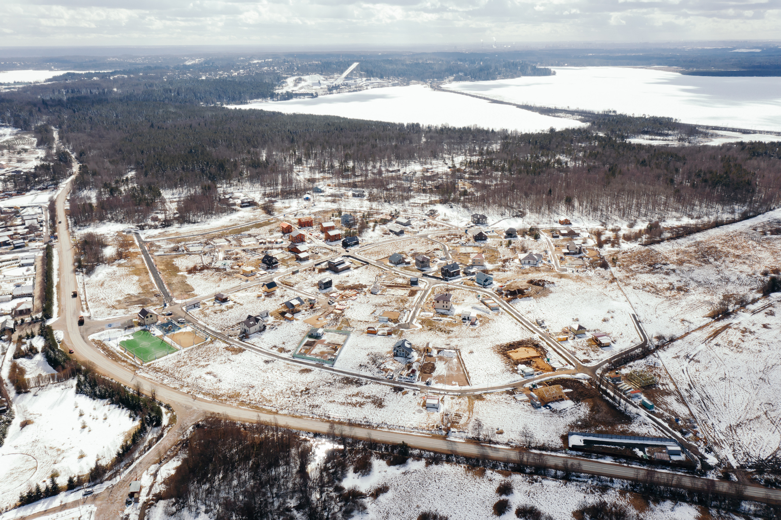 Поселки. Reportage and Real Estate Photographer