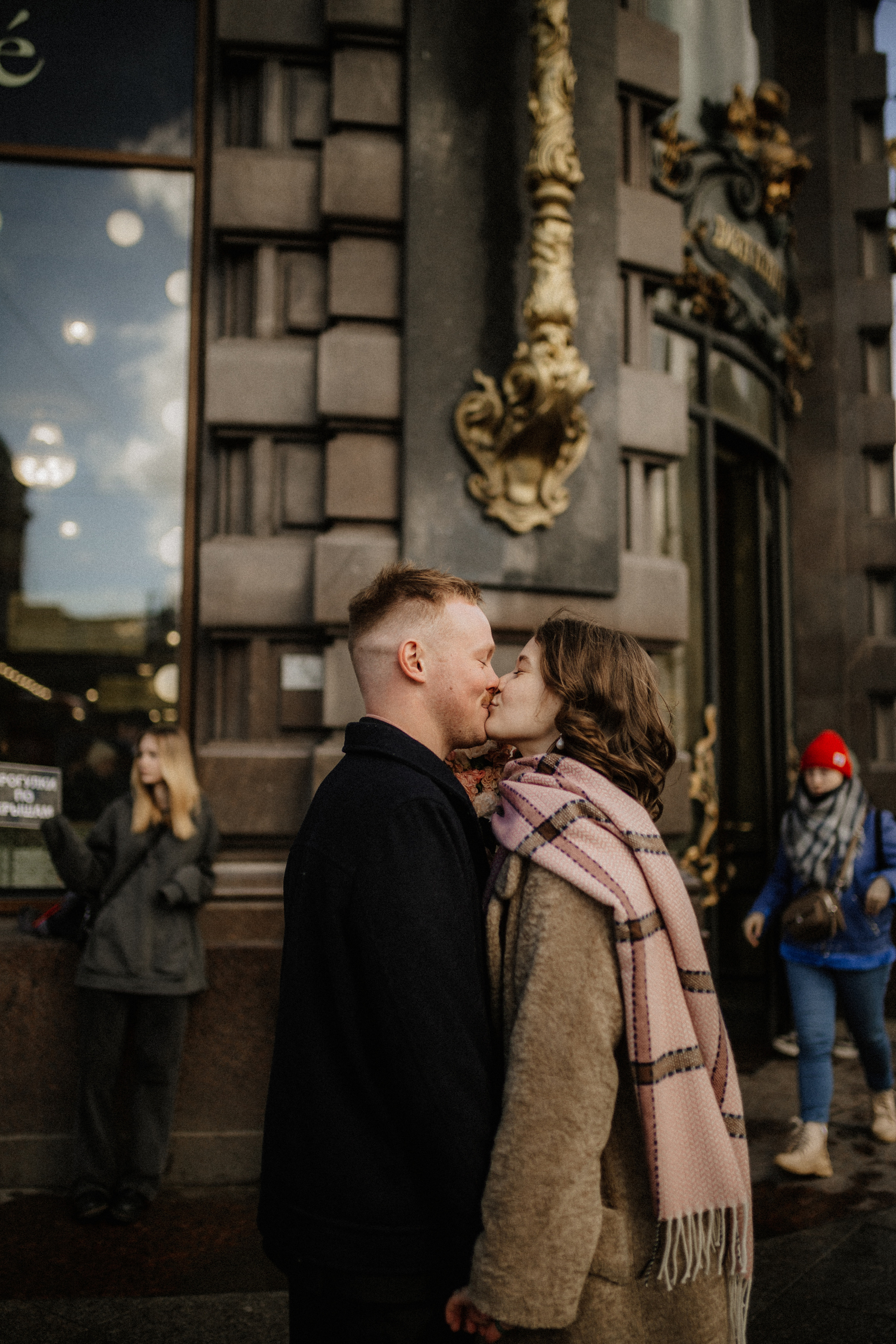 Даниил и Анна | Загс, Дом Книги и погулять. Свадебный фотограф в Санкт-Петербурге Анастасия Селиванова