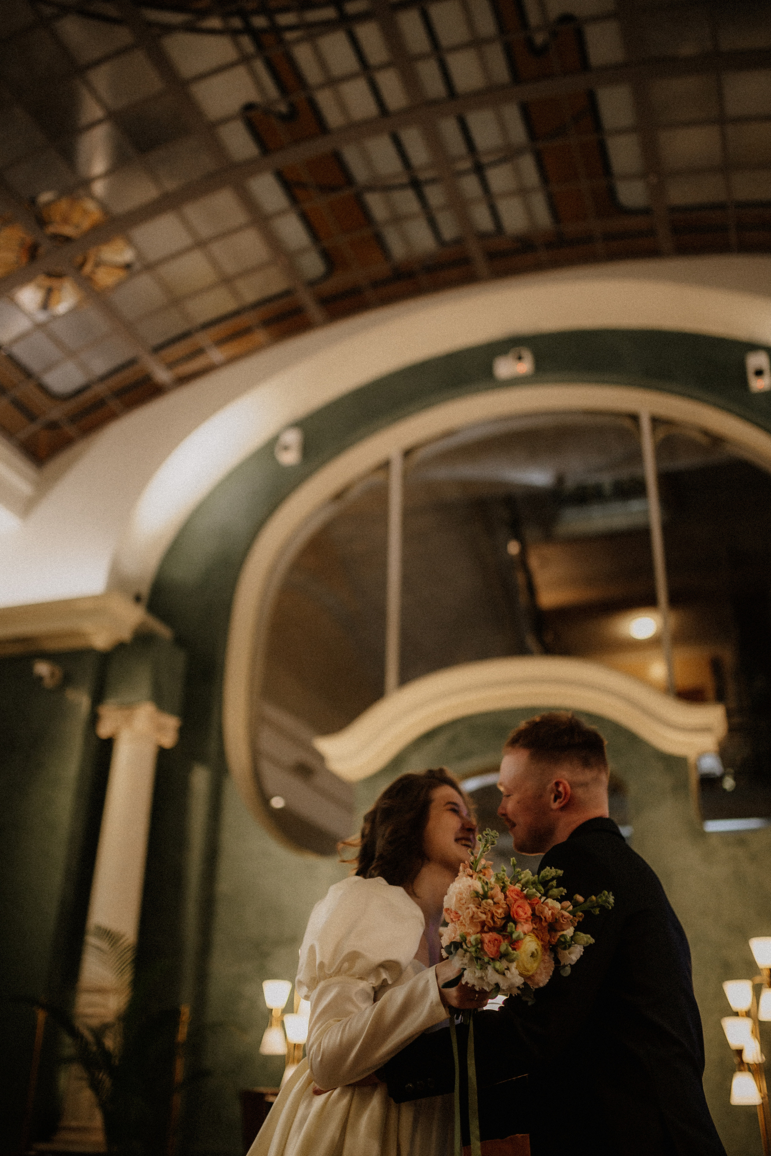 Даниил и Анна | Загс, Дом Книги и погулять. Свадебный фотограф в Санкт-Петербурге Анастасия Селиванова