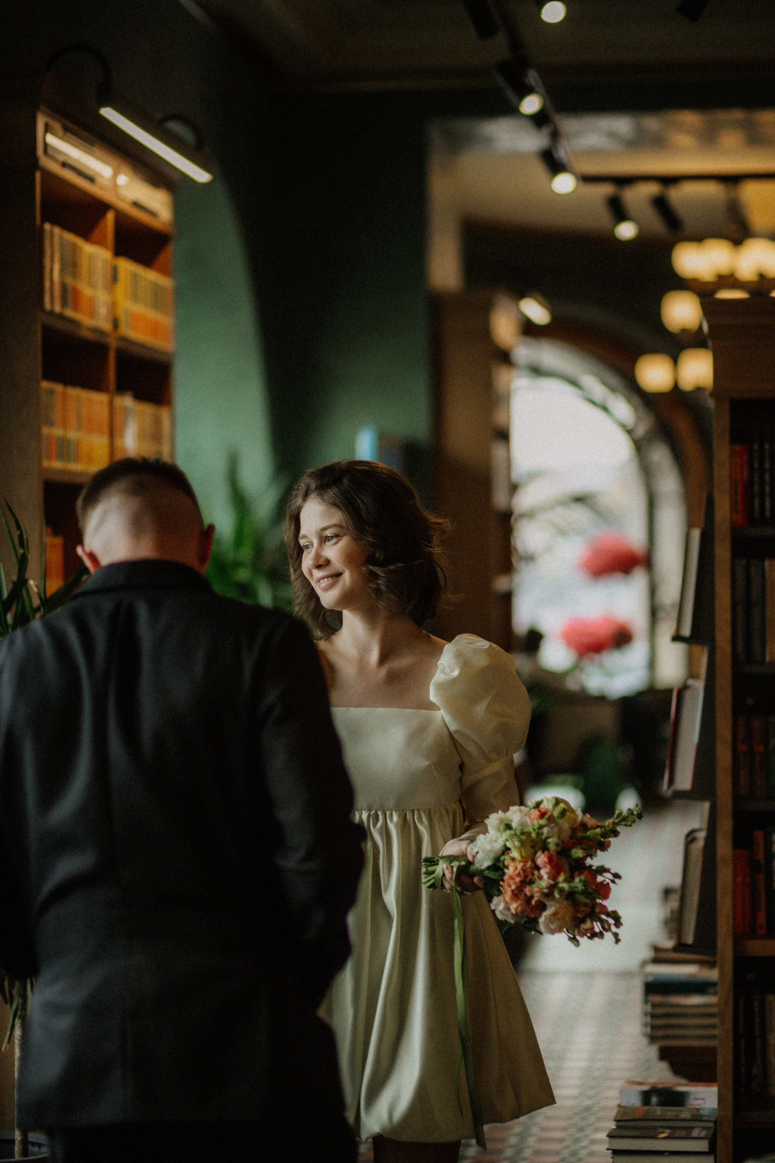 Даниил и Анна | Загс, Дом Книги и погулять. Свадебный фотограф в Санкт-Петербурге Анастасия Селиванова