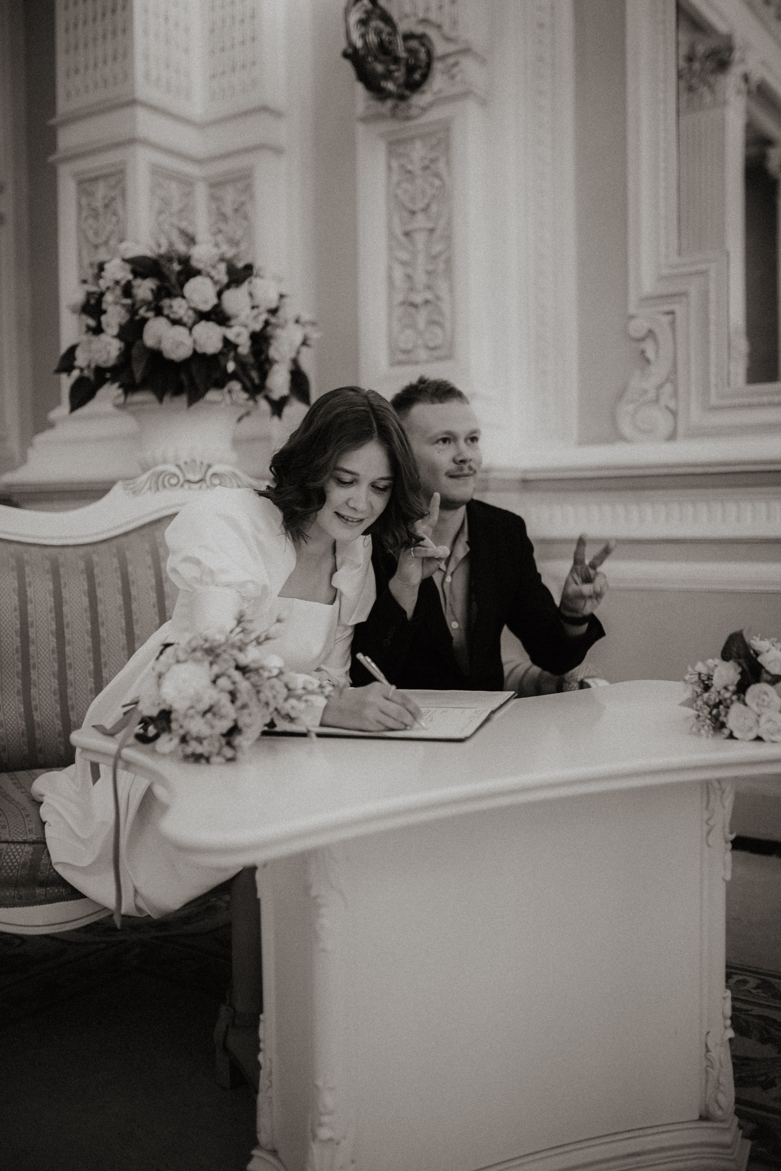 Даниил и Анна | Загс, Дом Книги и погулять. Свадебный фотограф в Санкт-Петербурге Анастасия Селиванова