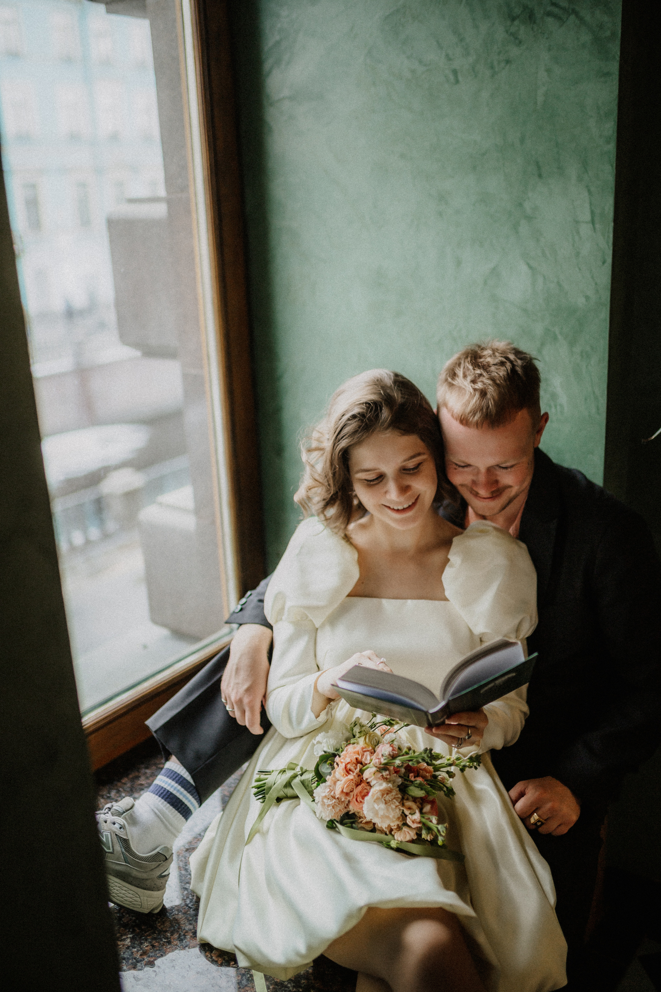 Даниил и Анна | Загс, Дом Книги и погулять. Свадебный фотограф в Санкт-Петербурге Анастасия Селиванова