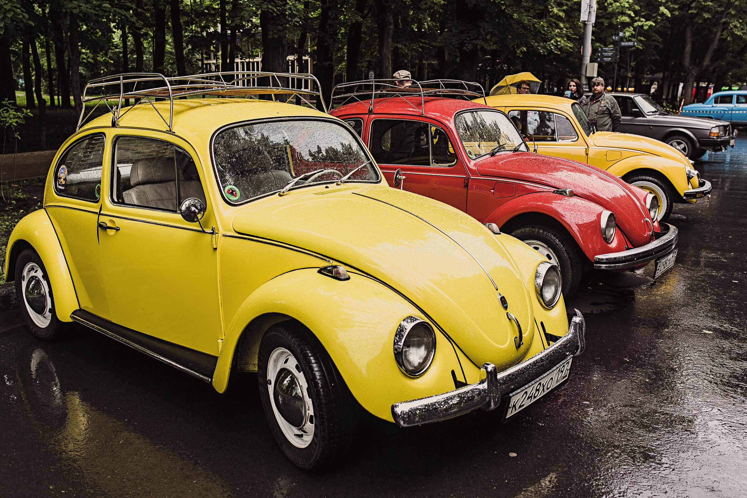 Выставка ретро автомобилей. Сокольники. Семейный и репортажной фотограф в Красноярске и Москве Виктор Бабинцев