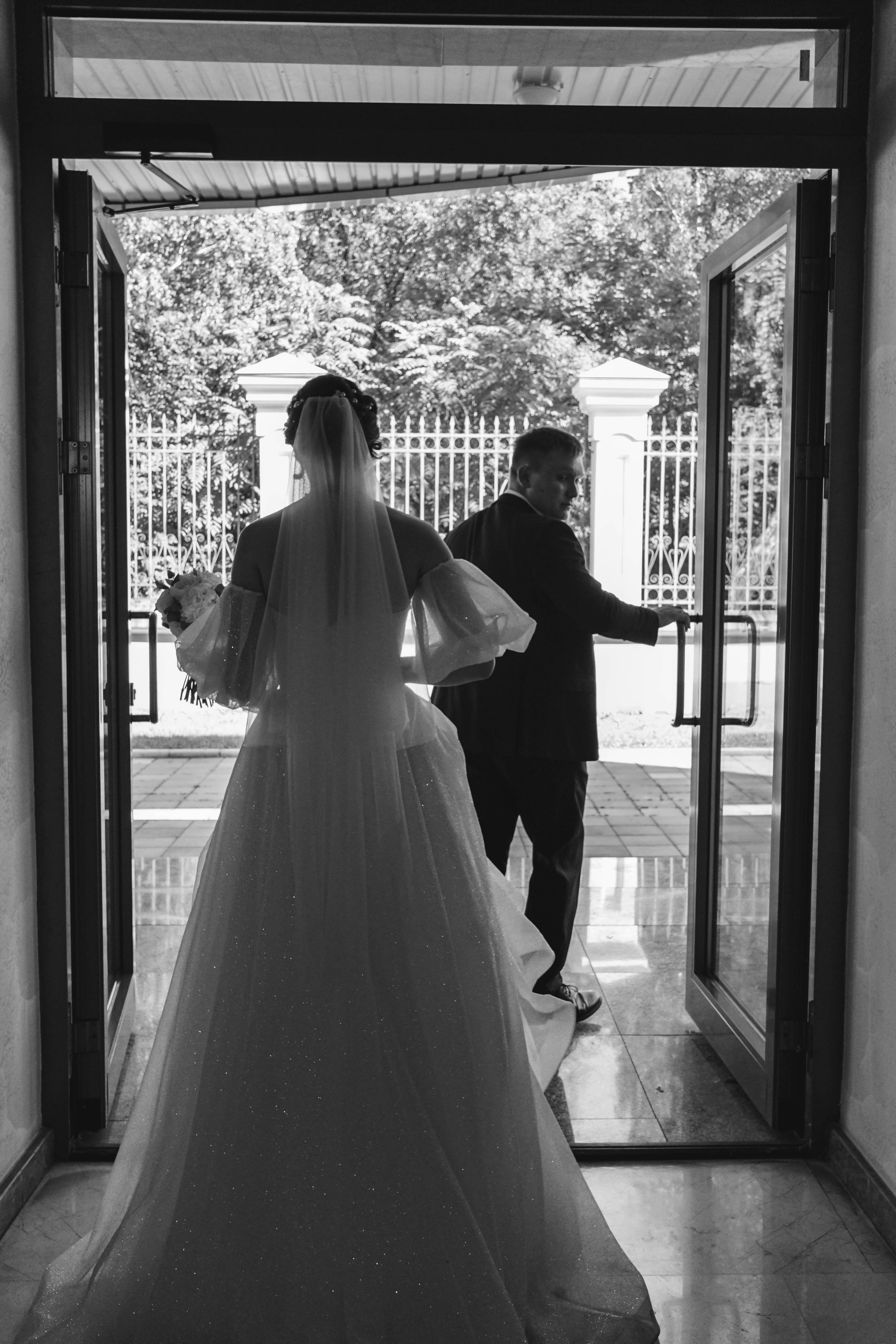 Настя и Костя: регистрация, прогулка, банкет. Фотограф в Иркутске