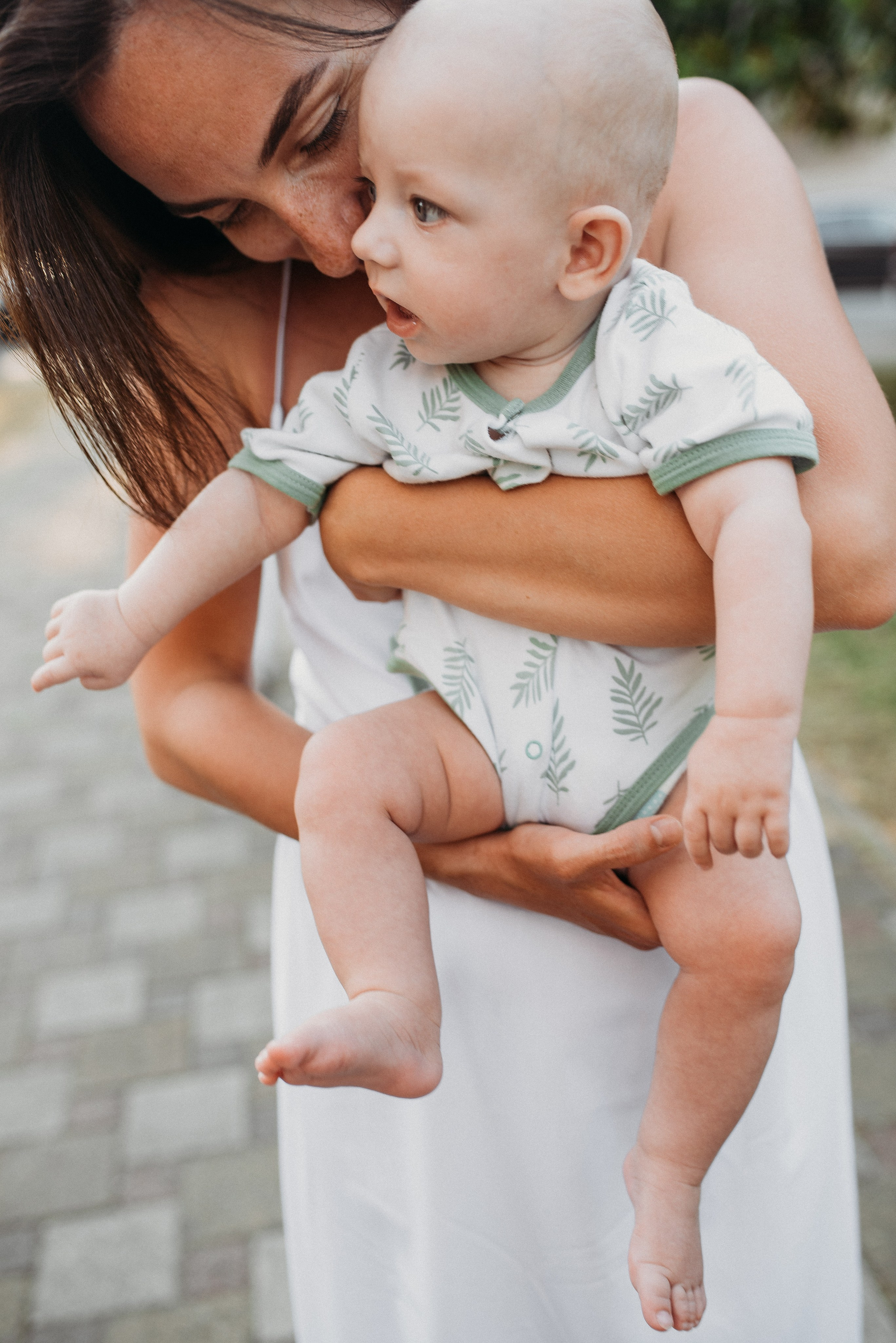 Семейная фотосессия в центре Сочи морпорт. Фотограф в Сочи — Маргарита Поганова