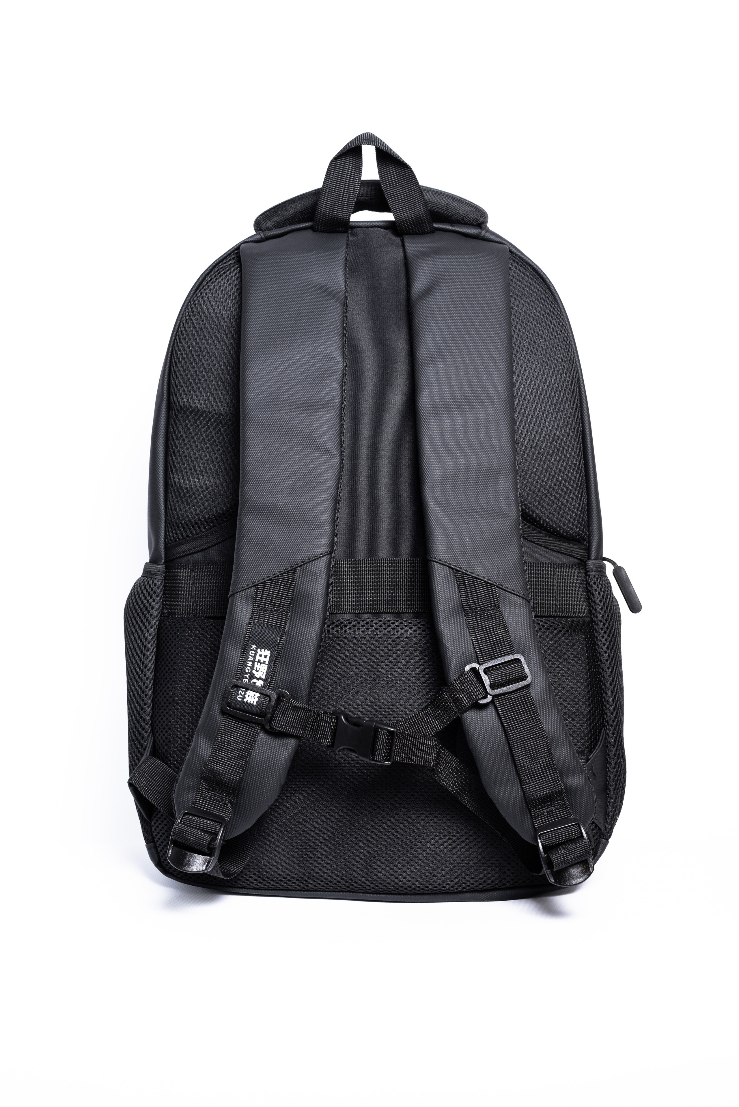 Рюкзаки. Предметный фотограф, фото для маркетплейсов Пятигорск, КМВ