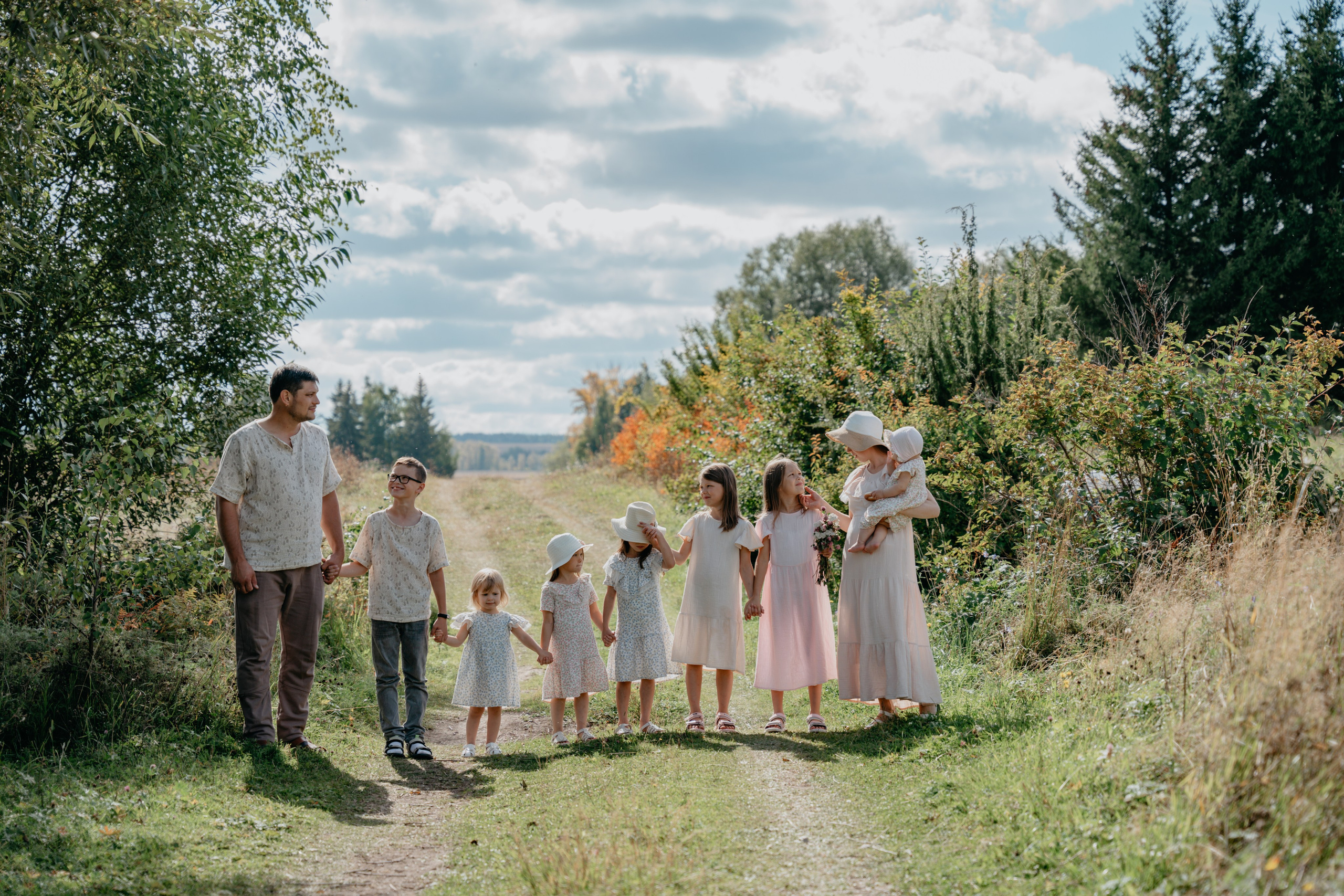 И это даже не предел. Семья из 9ти