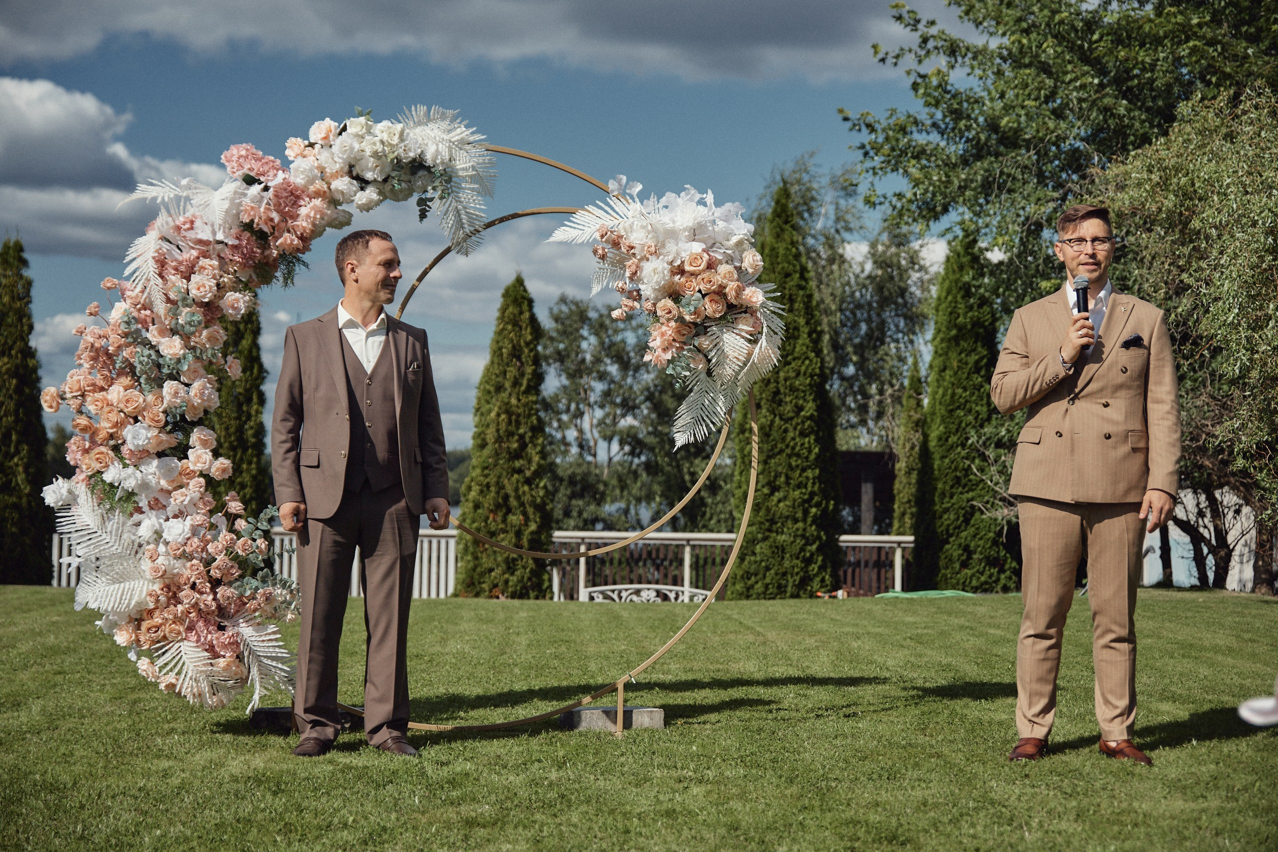Счастье здесь. Свадебный фотограф Антон Артюшин. Работаю в Нижнем Новгороде и Москве