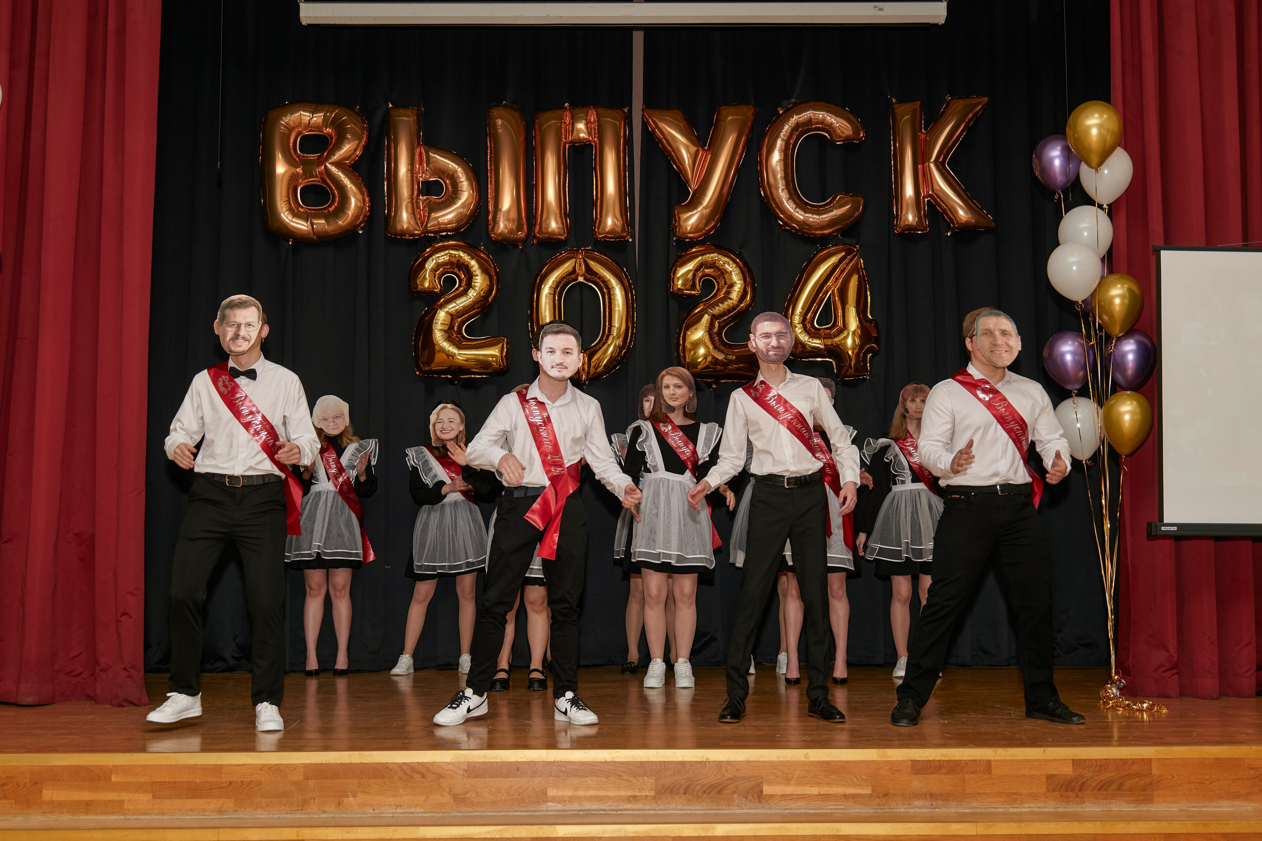 Последний звонок школа 1413. Детский и семейный фотограф г. Москва Оксана Катаджи