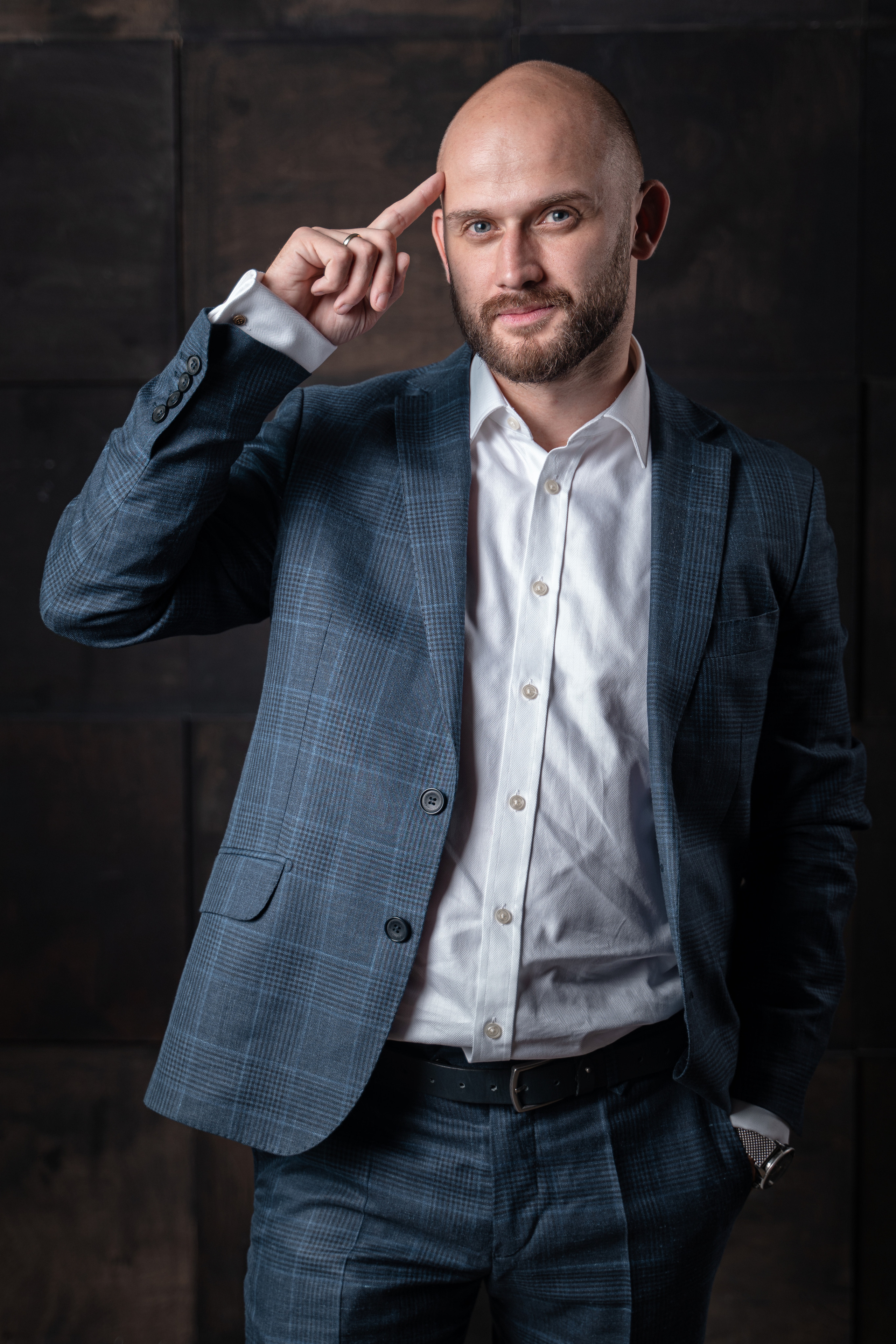 Sergey Belan Founder в Викиум. Isakov Alexander official site