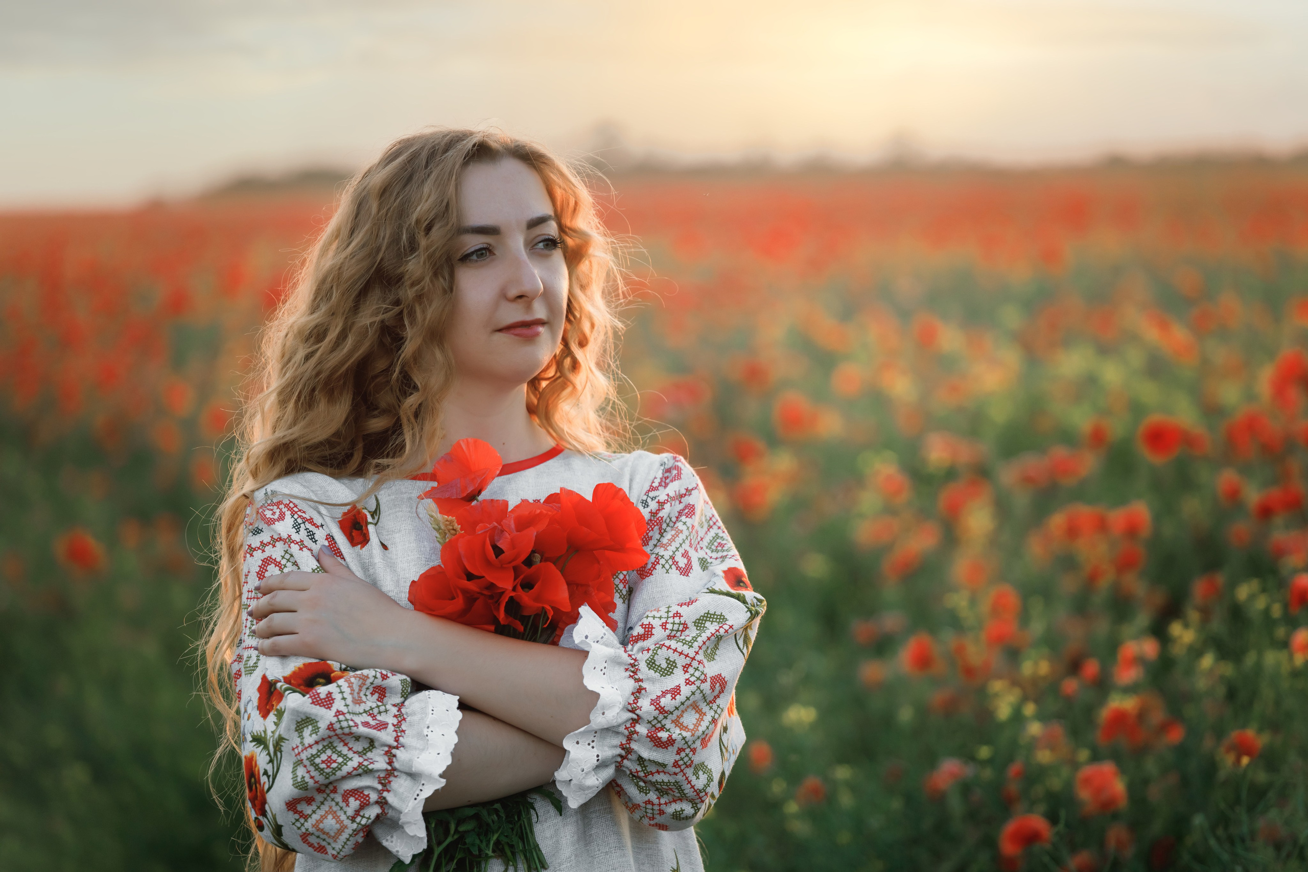 Фотосессия в маковом поле на закате. Свадебный и семейный фотограф в Краснодарском крае Мария Данилкина