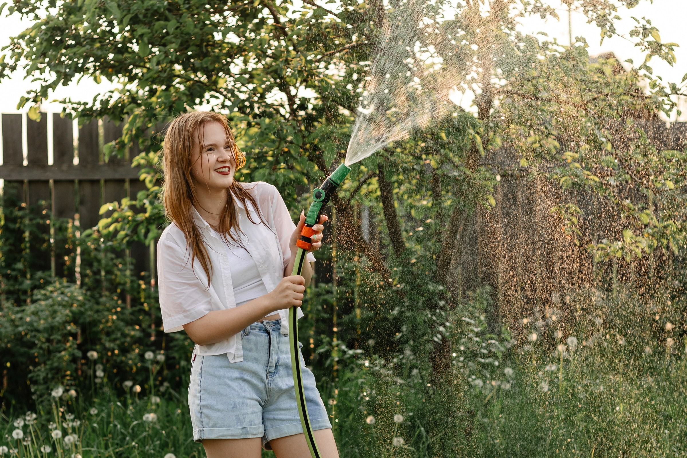 Серия с водой. Арина и Сергей. Евгения. Июнь 2025. Фотограф Пермь. Свадьбы. Семья и дети, школа, д. сад. Фотокниги