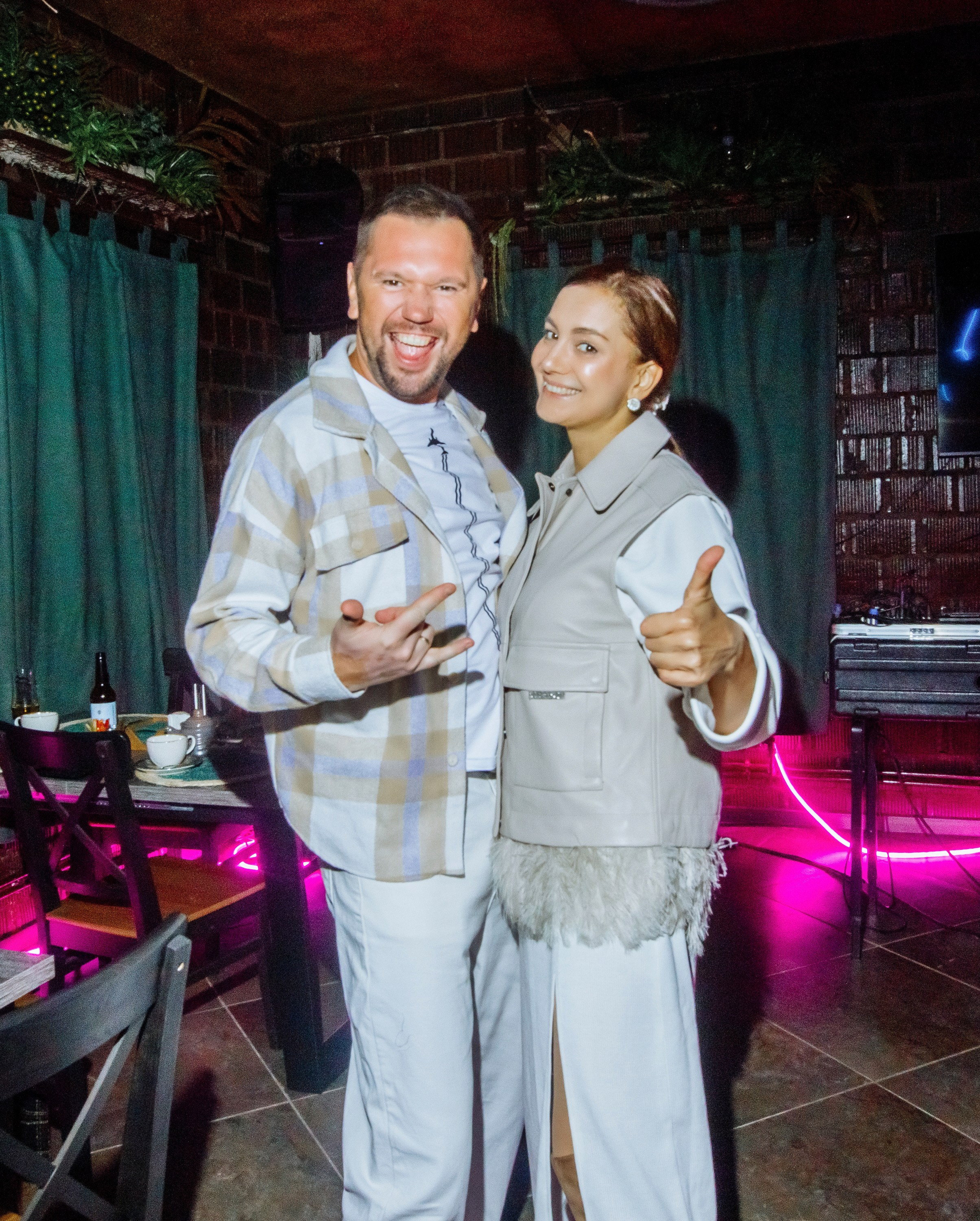 Репортаж бар Флигель. Свадебный, репортажный фотограф в городе Вологда и Череповец Эндрю Грек