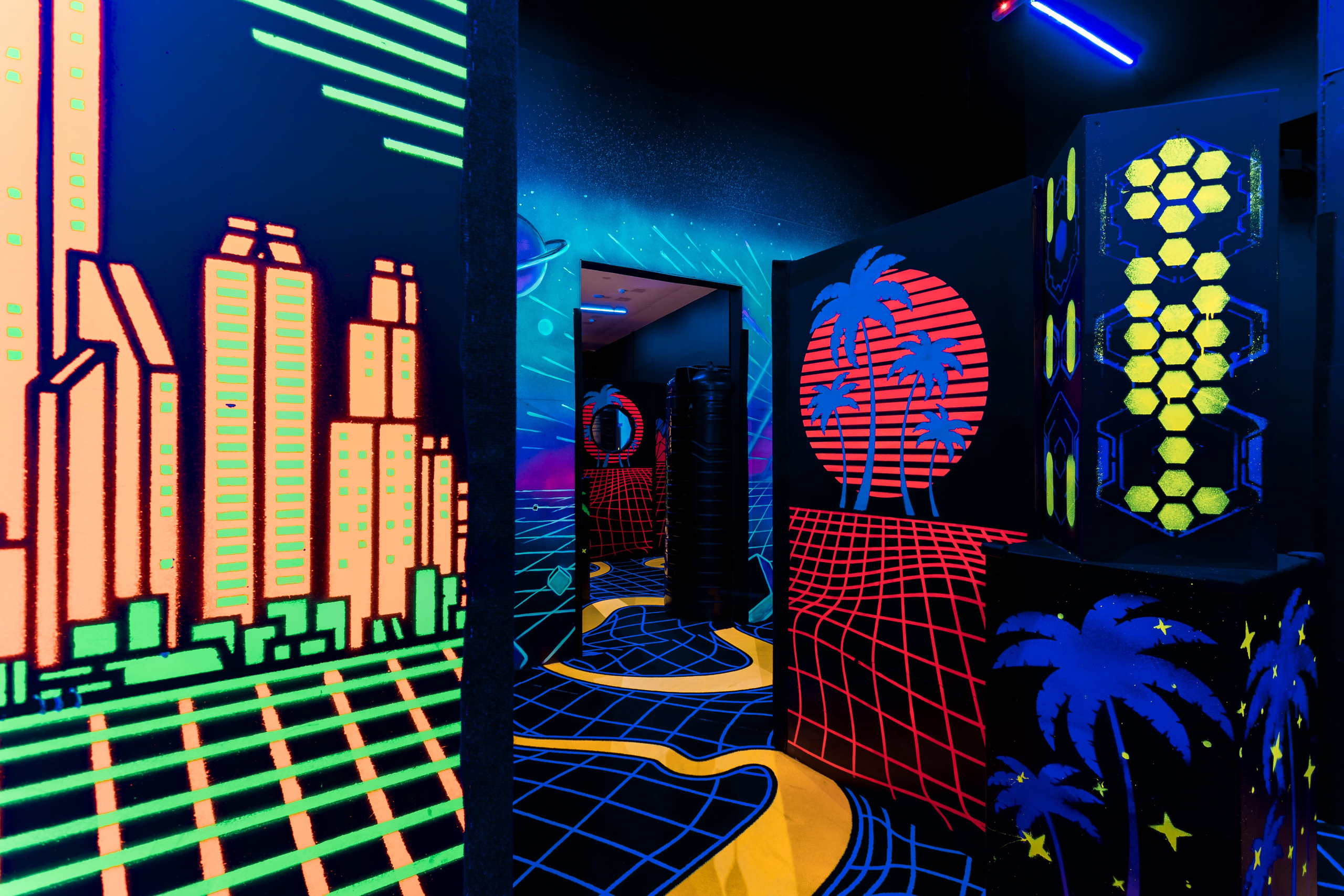 Фотосъемка для развлекательного центра LaserLand в ТРК VEGAS Каширское. Интерьеры, Контент, Портреты | Фотограф в Москве Дани Терно