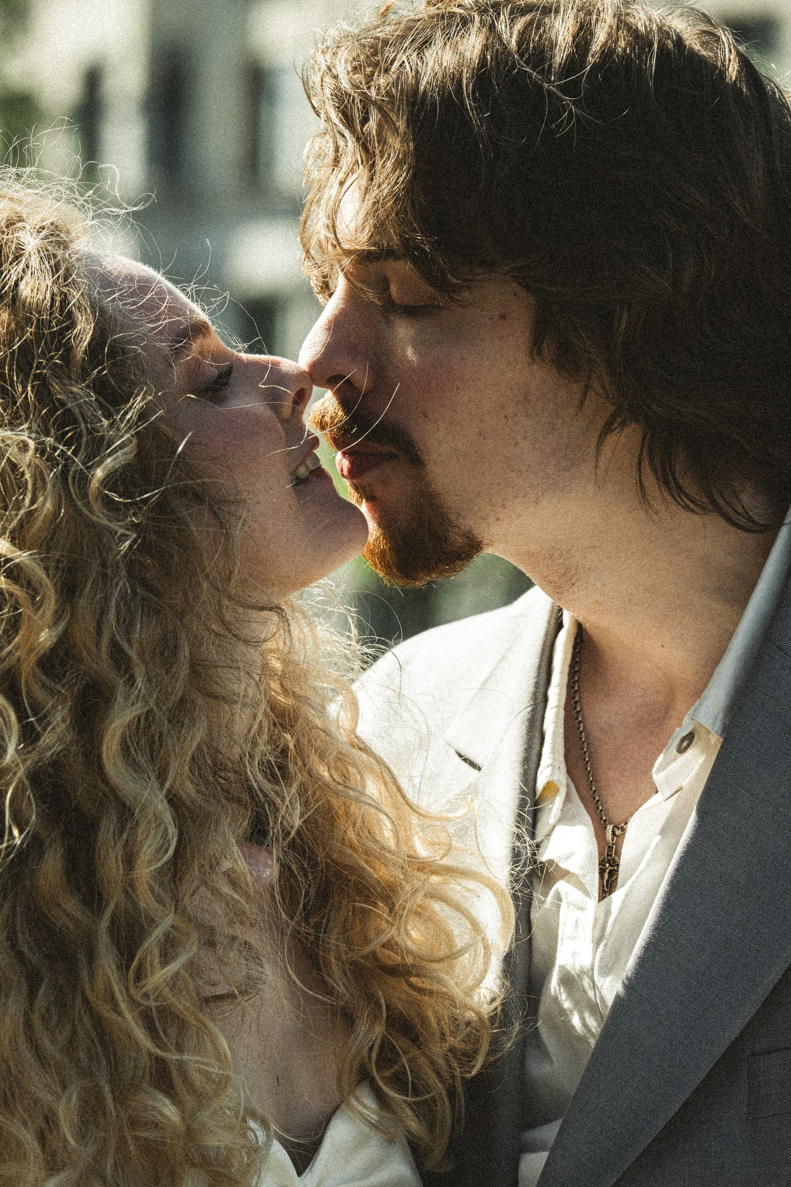 СВАДЕБНАЯ ПРОГУЛКА ПО ПЕТРОГРАДКЕ ВЕСНОЙ. СВАДЕБНАЯ ФОТОСЕССИИЯ НА ПЕТРОГРАДКЕ. Профессиональный фотограф, Санкт-Петербург — Виктория Богомолова