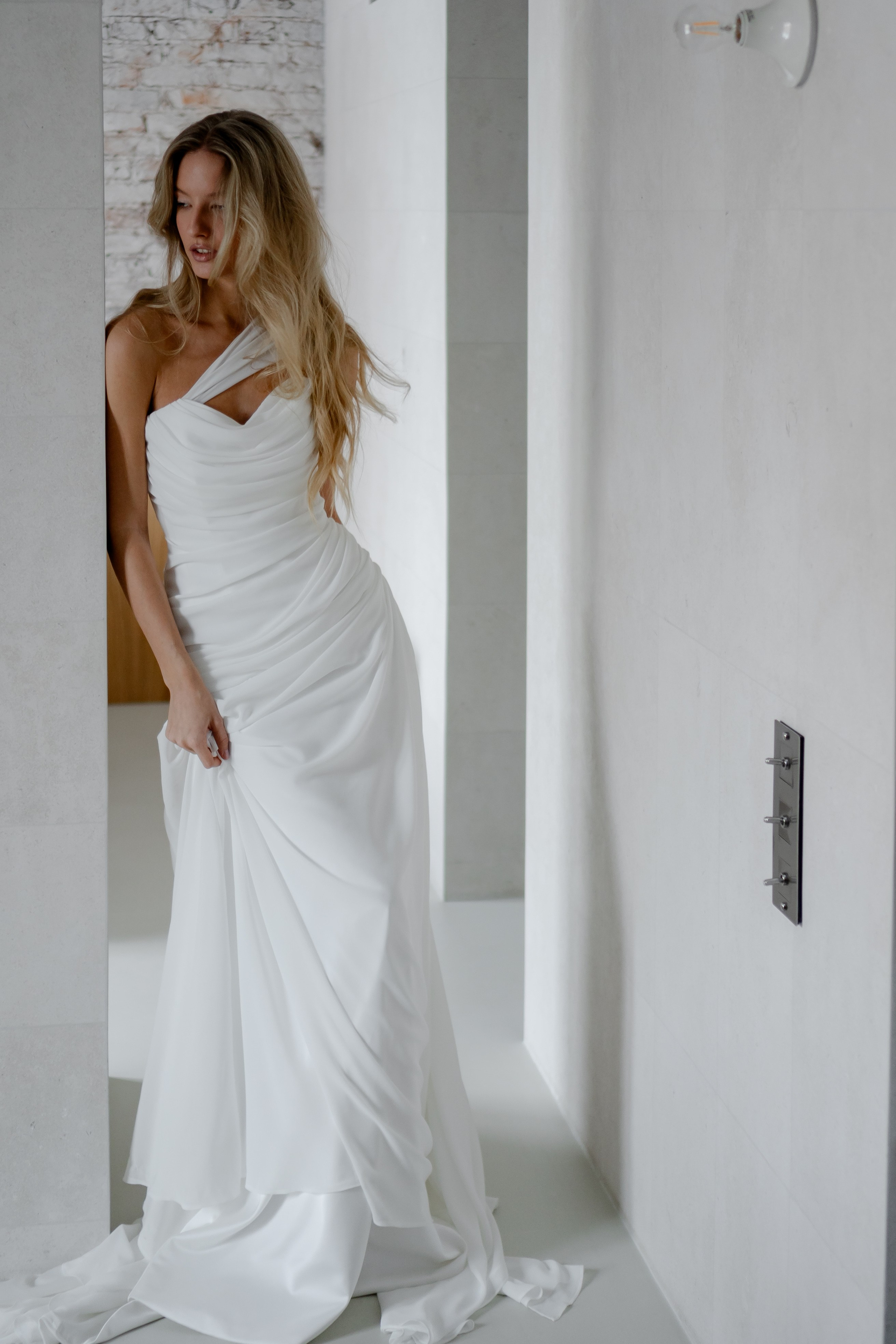 ЭЛЕГАНТНАЯ СВАДБЕНАЯ СЬЕМКА ЖЕНИХА И НЕВЕСТЫ В ДОРОГОМ ОТЕЛЕ САНКТ-ПЕТЕРБУРГА. Профессиональный фотограф, Санкт-Петербург — Виктория Богомолова