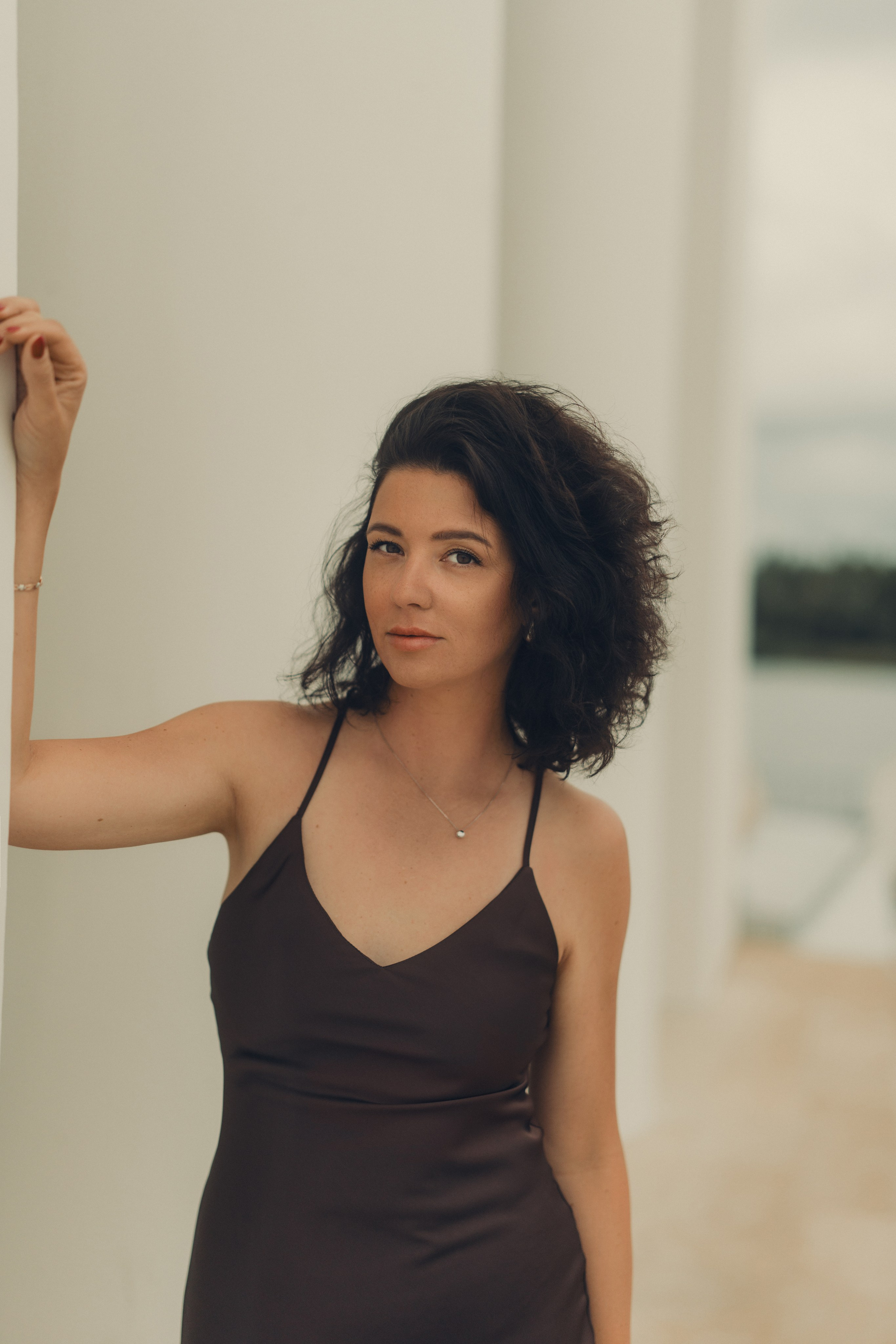 Уличная фотосессия с Катей Берлиной под Кировской дамбой в Казани