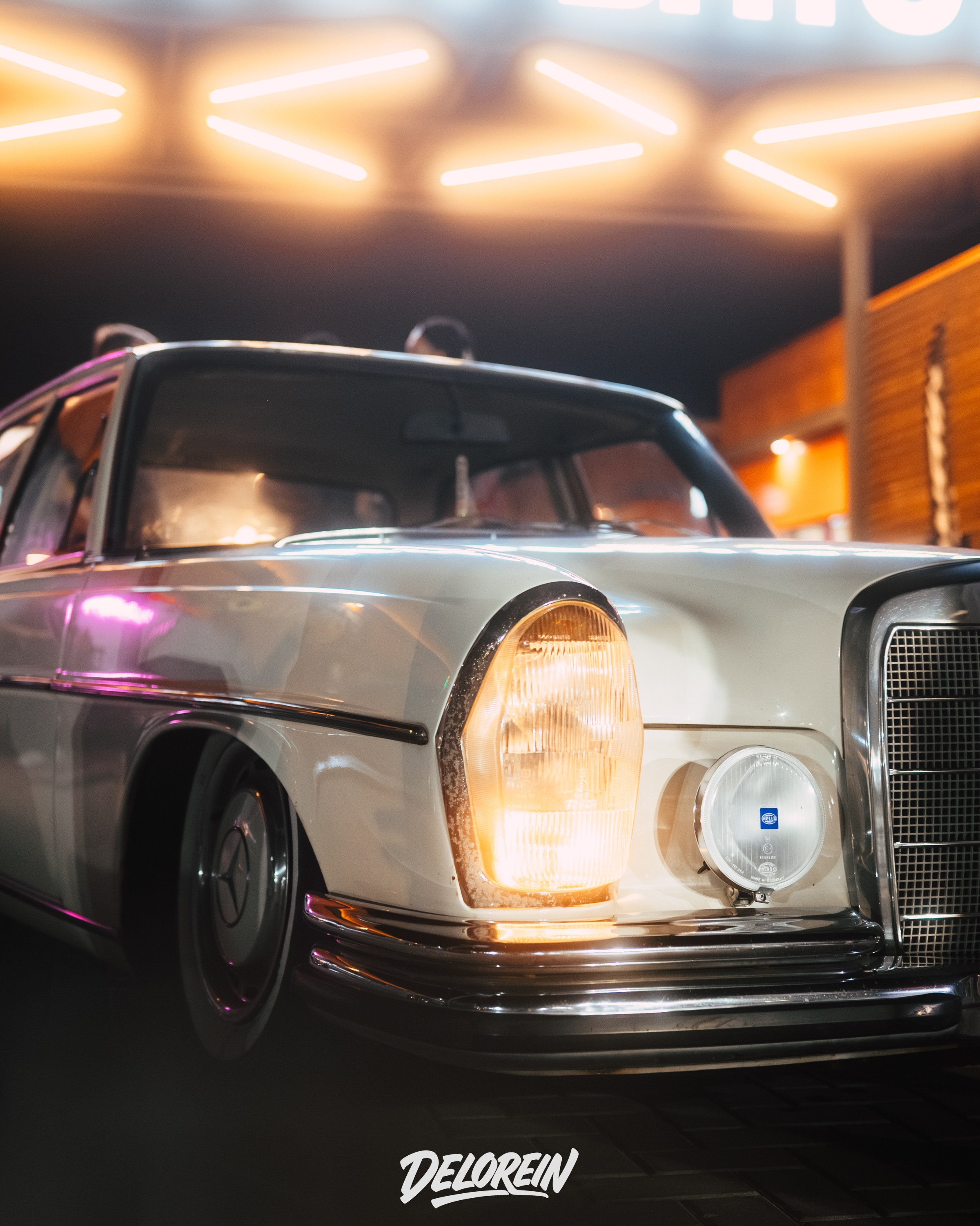 Mercedes-Benz W108 white @niko_laev. DeLorein