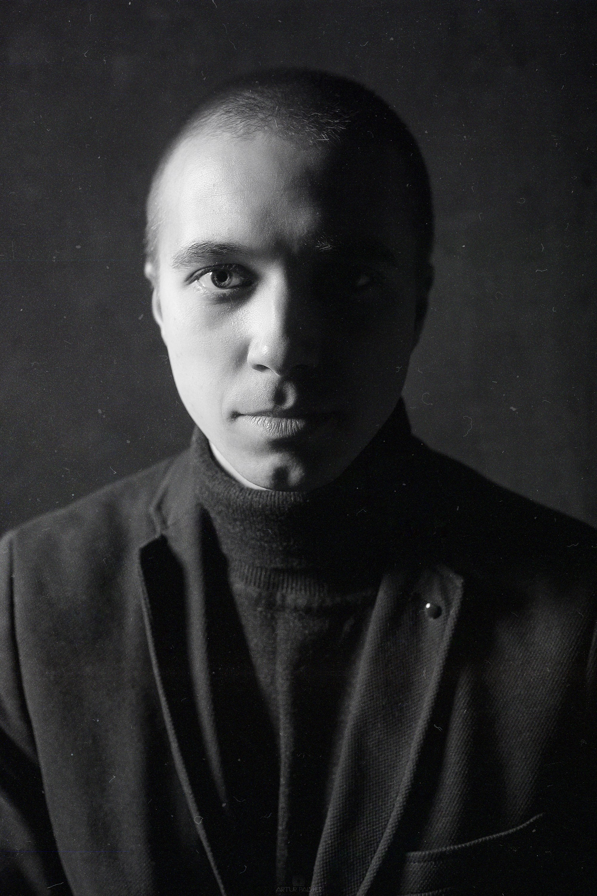 P o r t r a i t. Your photographer