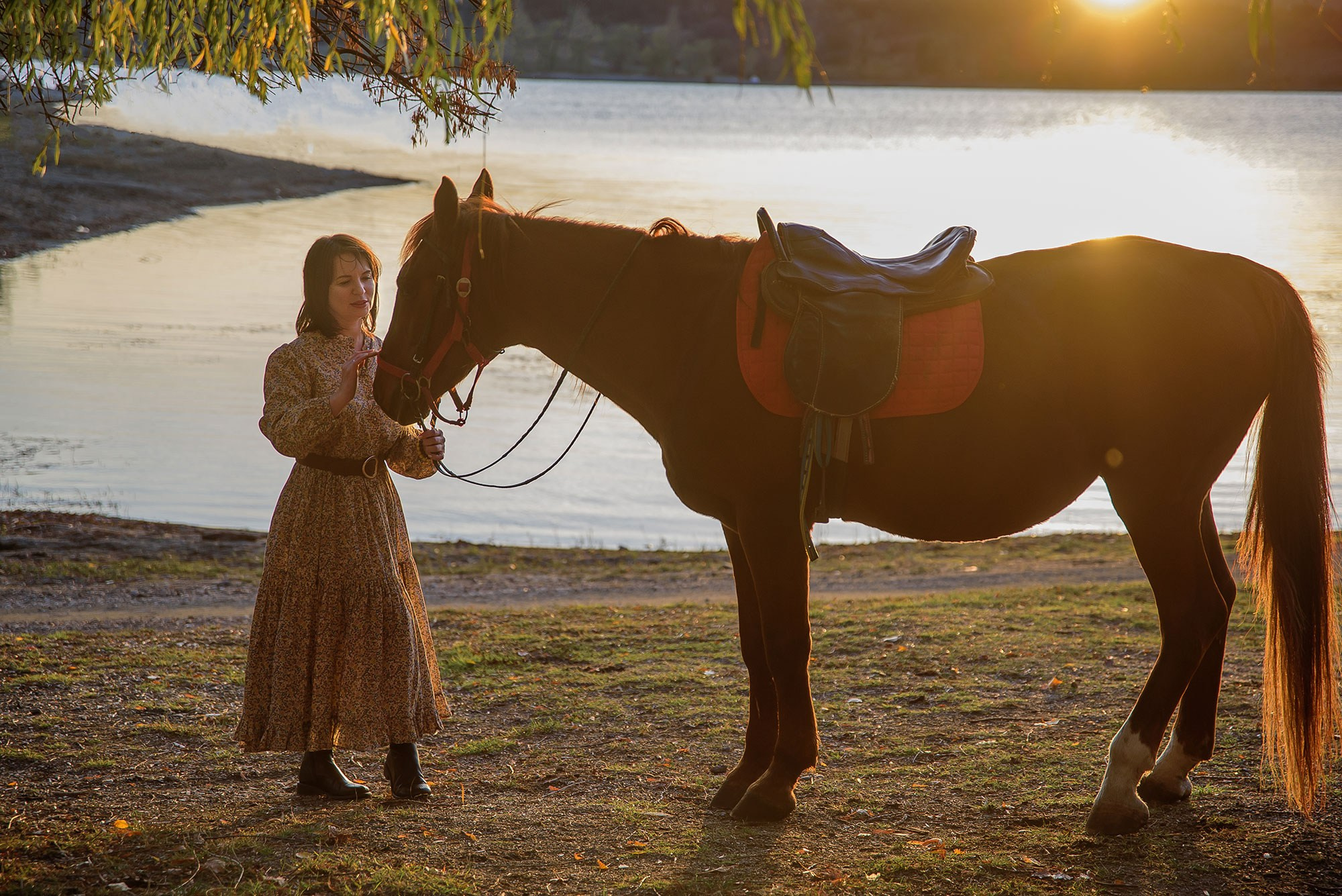 фотосессия на природе, фотосессия для девушки, женская фотосессия, женский фотограф, фотосессия с лошадью