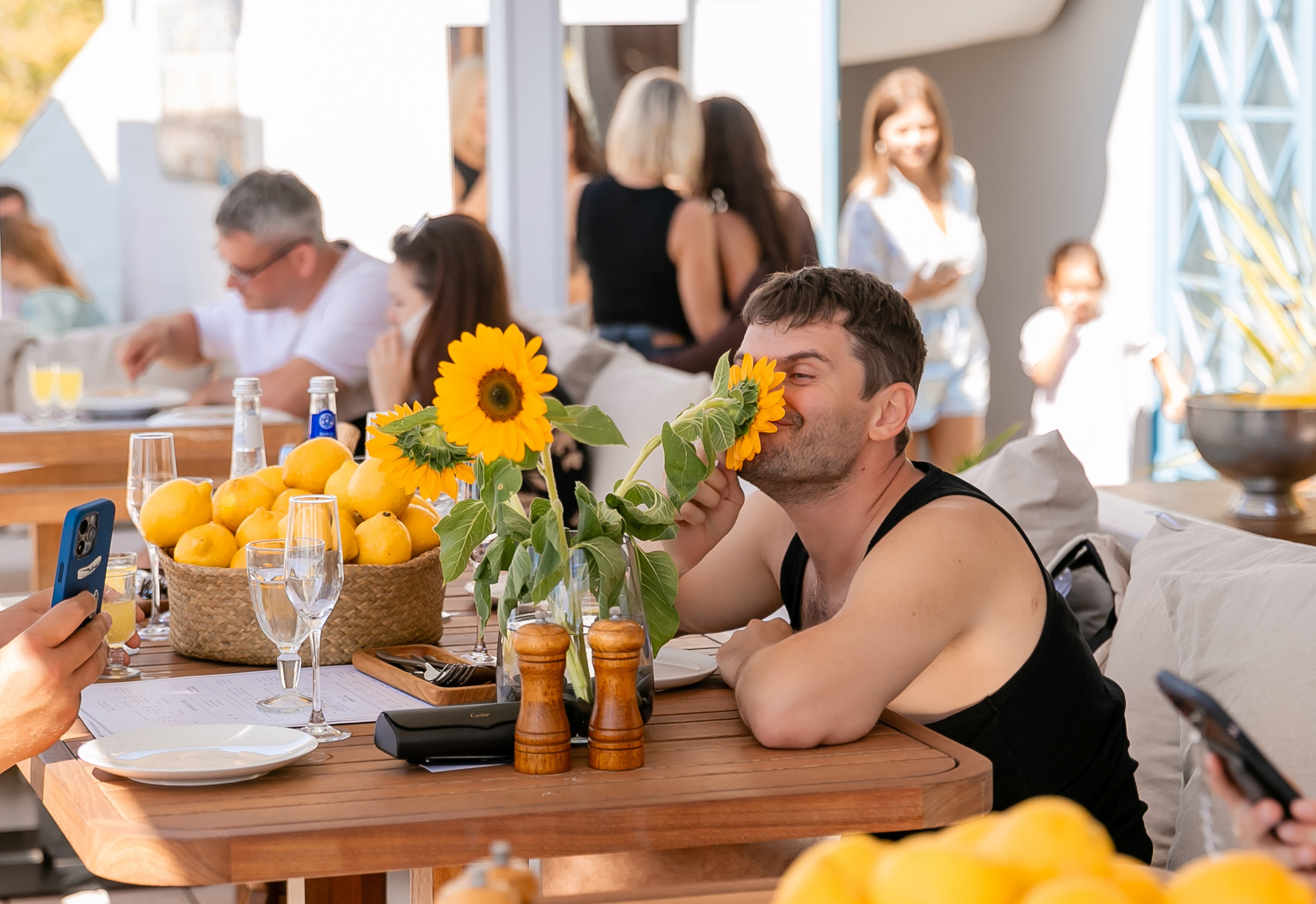 «Похмельный рейв» в ресторане DELMAR. Репортажный фотограф в Ялте Алексей Семёнов