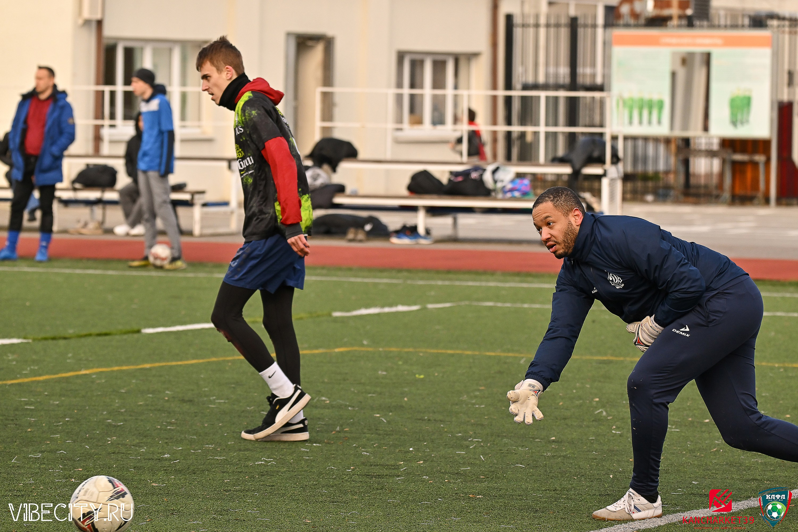 XX ЧЕМПИОНАТ КАЛИНИНГРАДСКОЙ ЛФЛ КАНЦМАРКЕТ39 сезона 2024–2025 гг. VIBECITY.RU Вайб Сити Ру Фоторепортажи Фотоотчеты Калининград