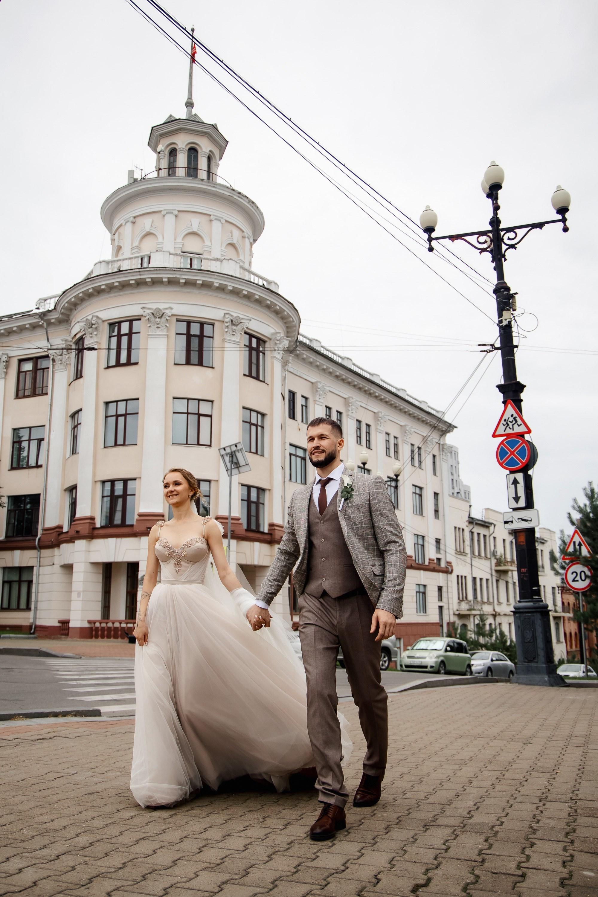 Степан и Ульяна. Утро. Загс. Прогулка. Дождь и солнце. Свадебный фотограф в Хабаровске