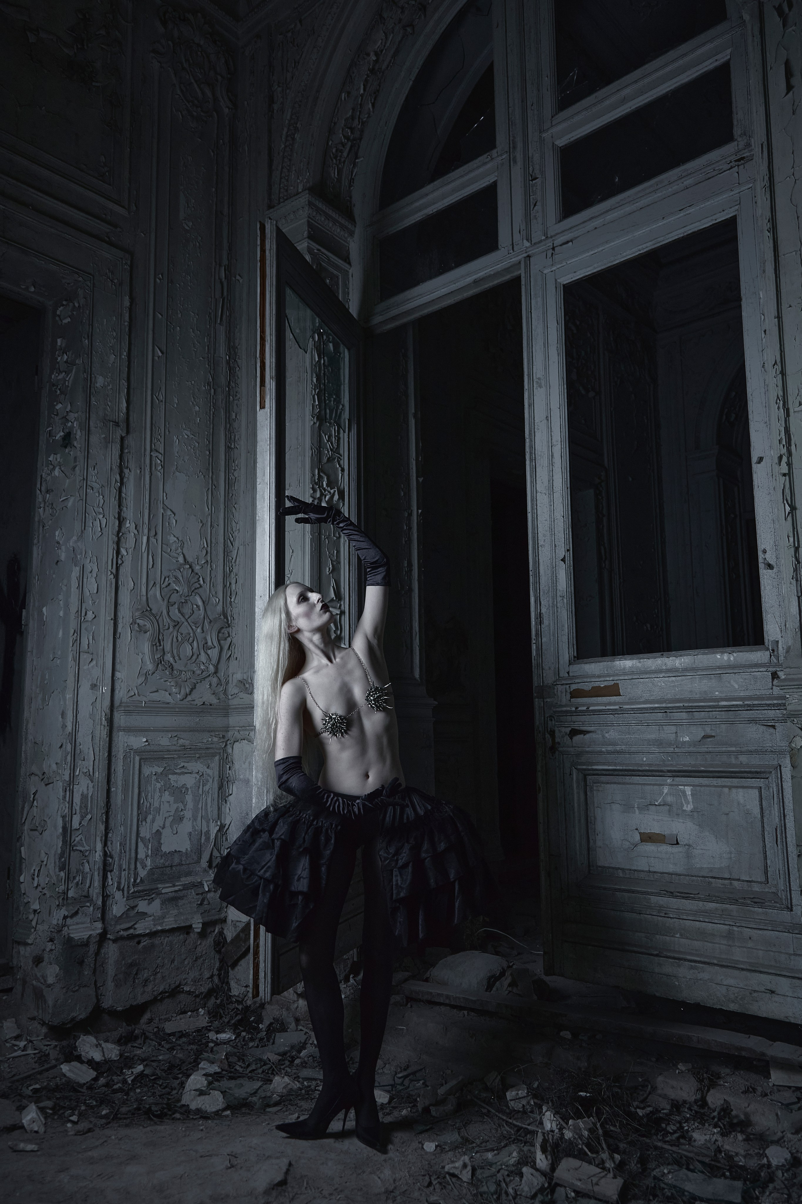 REL. Фотограф для брендов Любовь Батина (Спб/Мск)