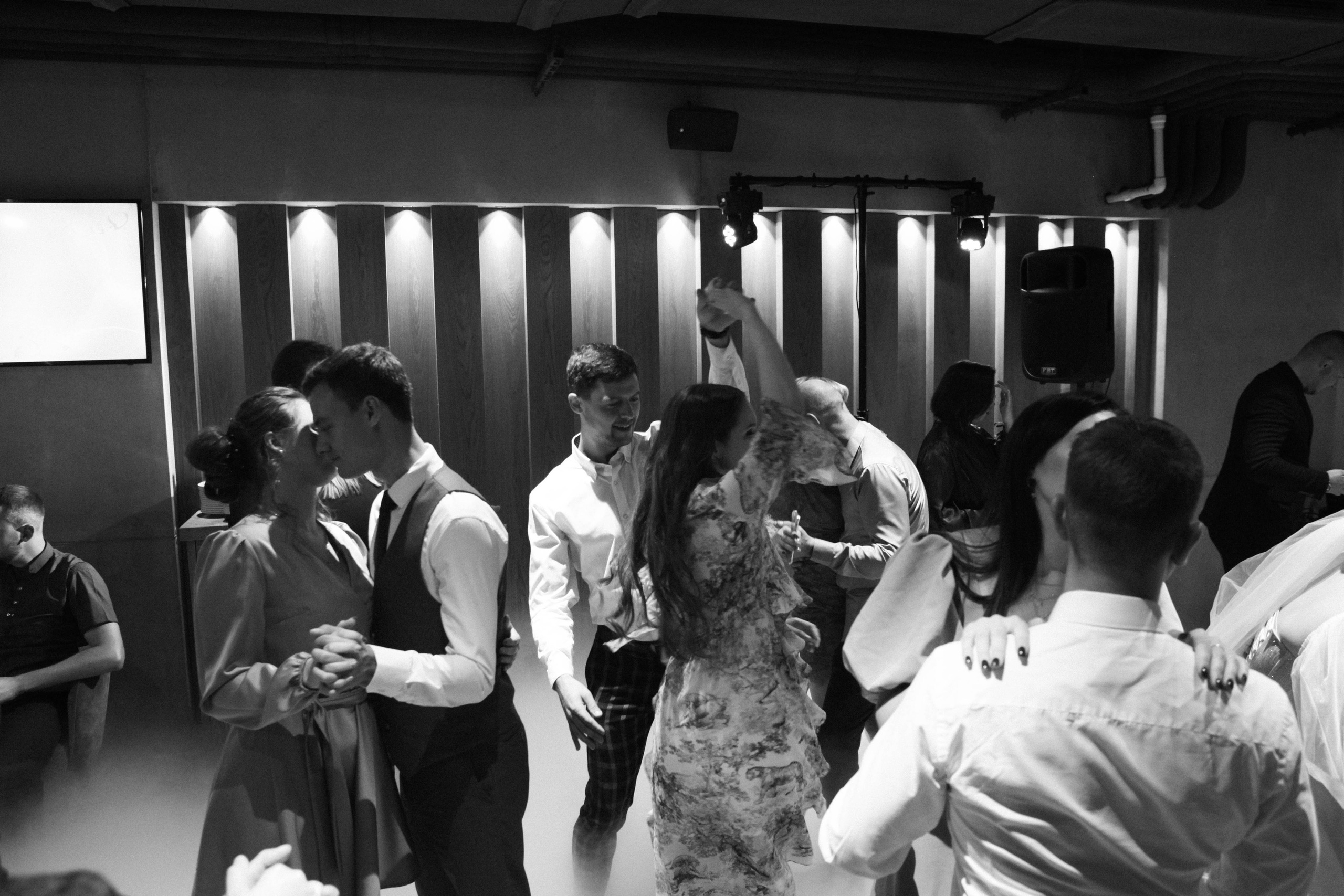 Катя + Костя (банкет). Свадебный и индивидуальный фотограф в Волгограде Епихина Надежда