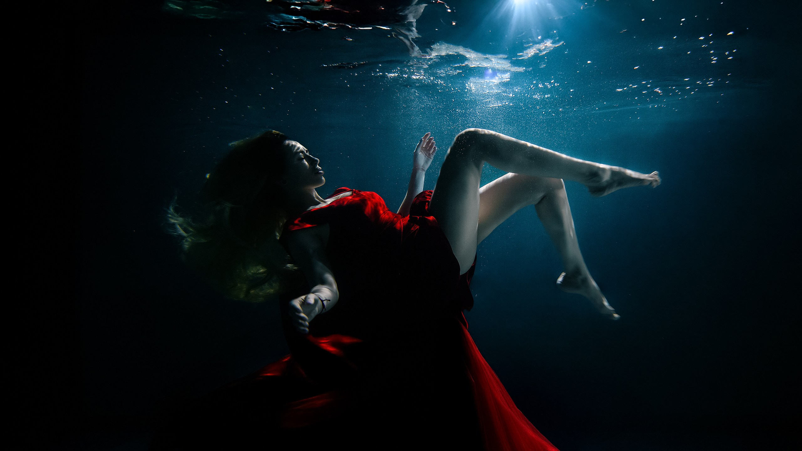 UNDERWATER. ARSENY TIMOSHENKO PHOTOGRAPHER