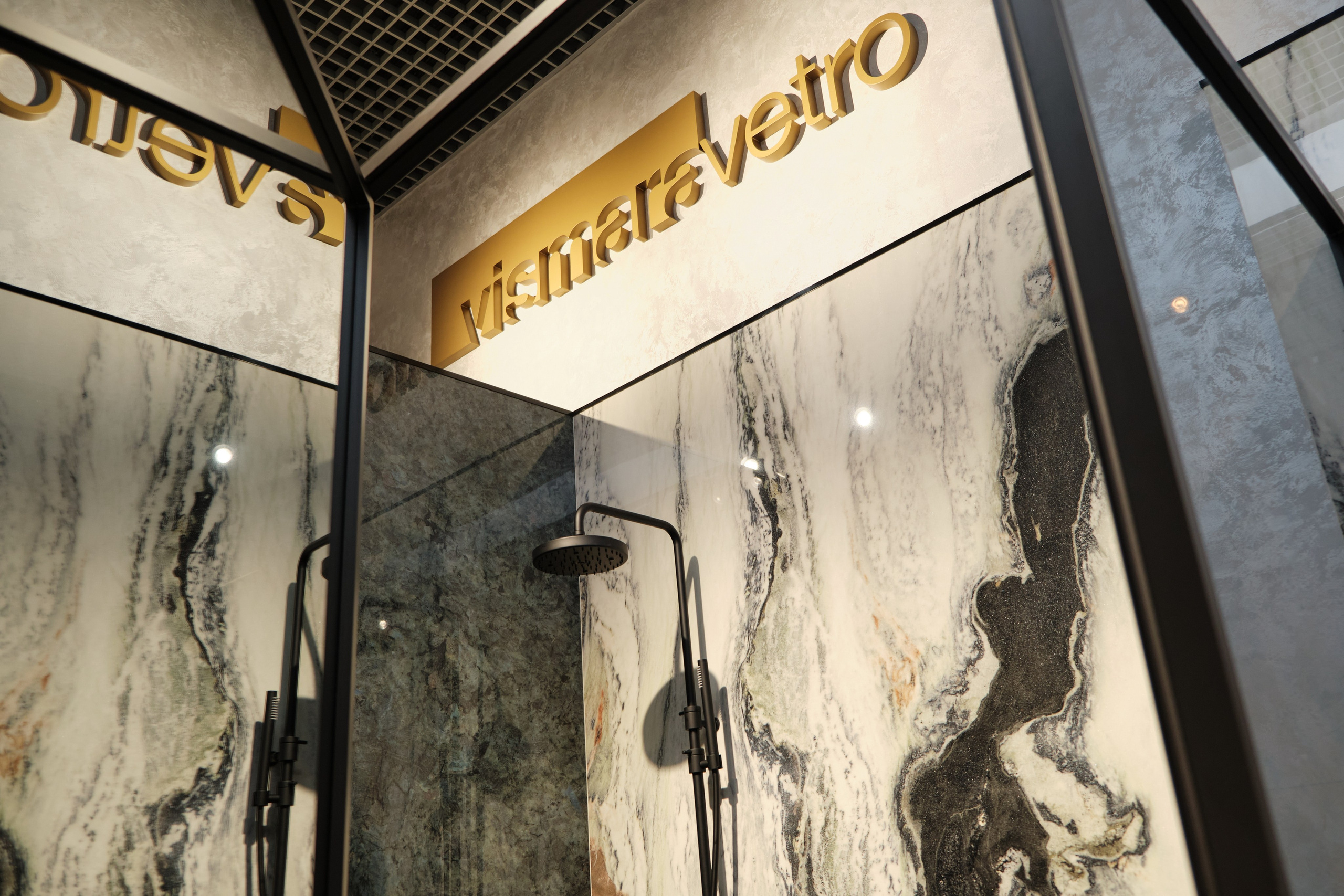 Открытие салона 100 градусов. Антон Ив