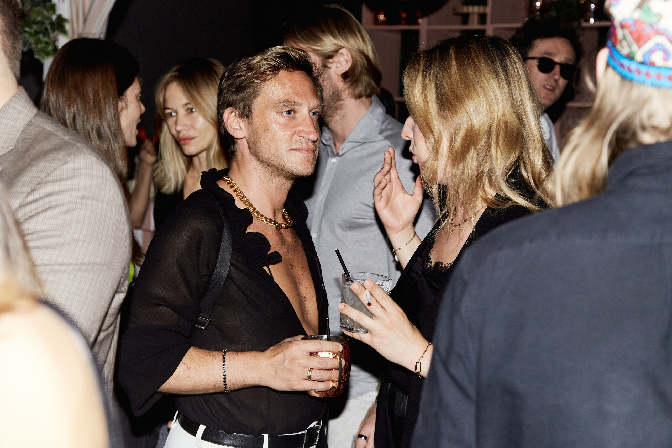 FEVER FRIENDS PARIS PARTY. Photographer Daria Ilkevich