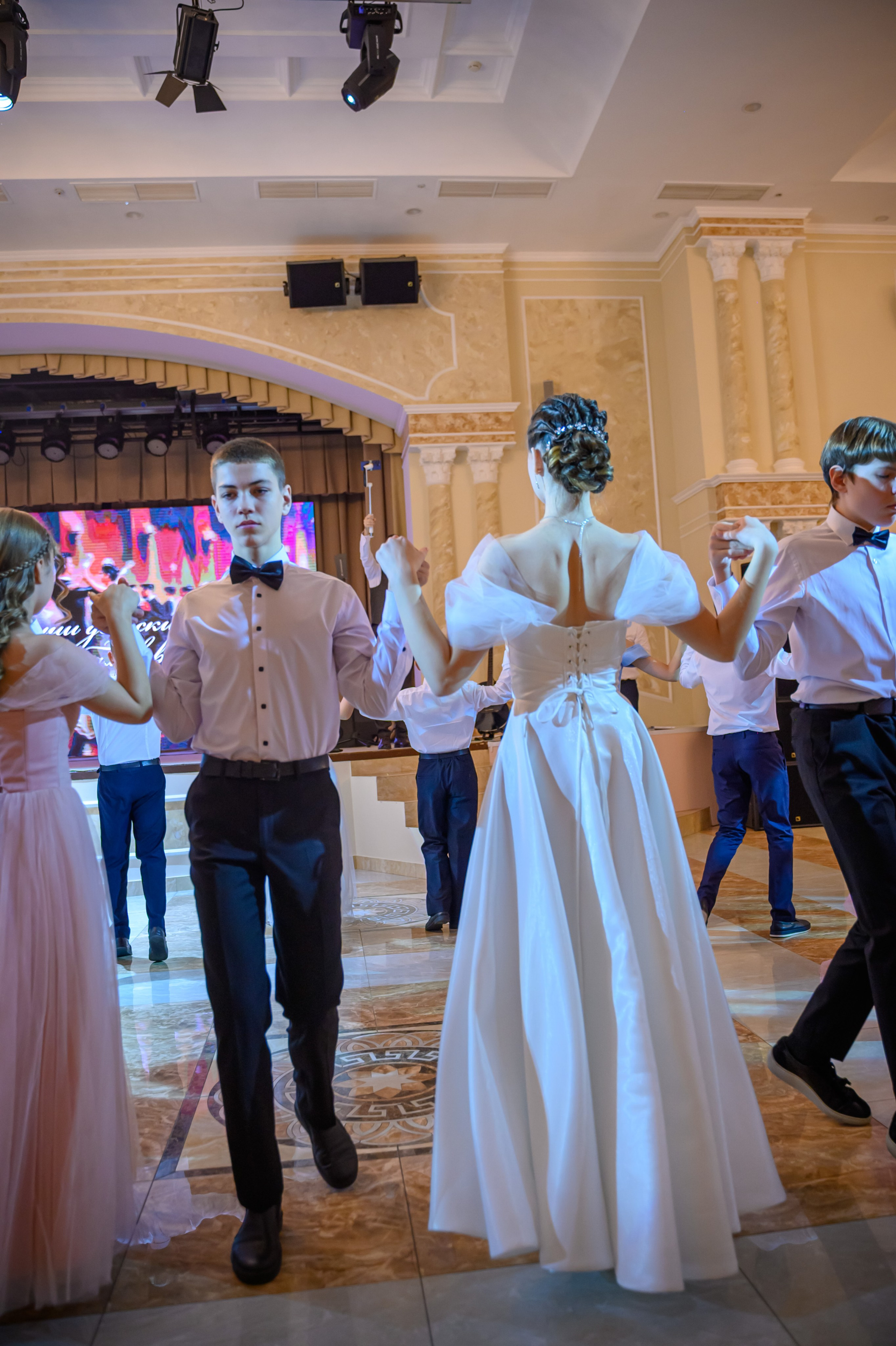 Бал ФМШ 7 класс. Фотограф новорожденных, семейный детский в Тюмени Татьяна Морозова