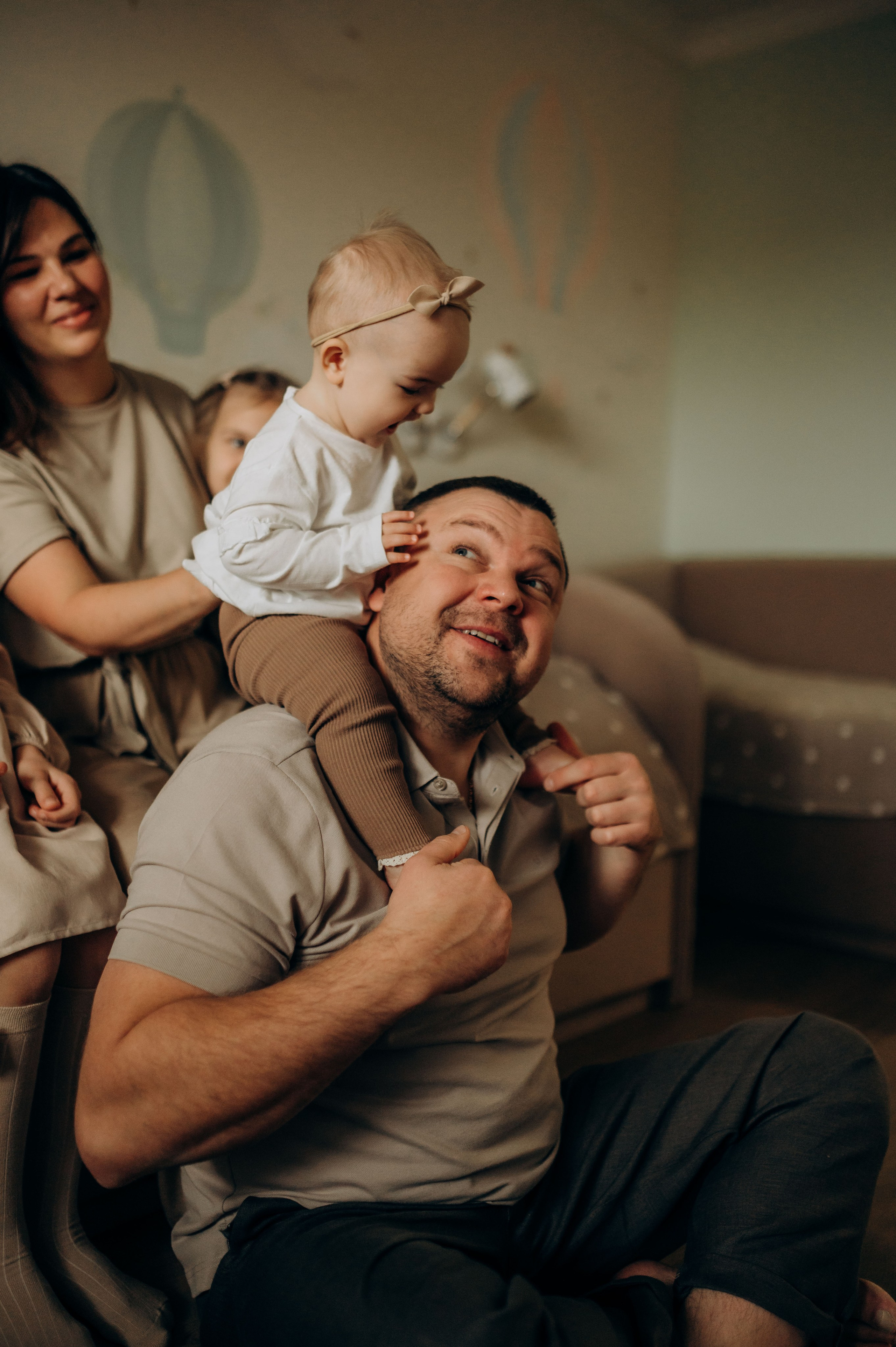 Годик младшей сестрёнке. Семейный фотограф в Домодедово и Москве Елена Пичугина