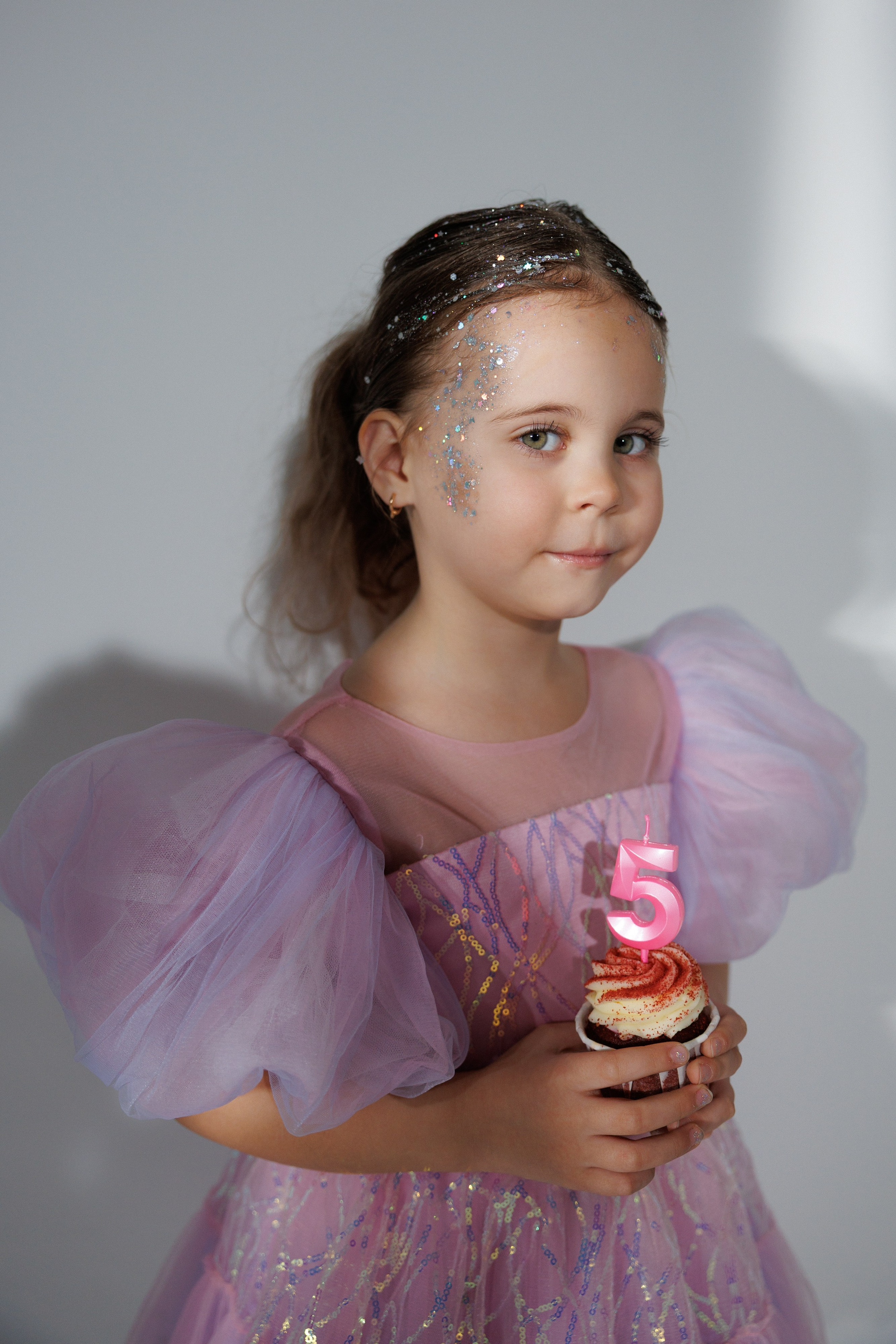 Вике 5. Привет! Меня зовут Лера, я фотограф в Нижнем Новгороде