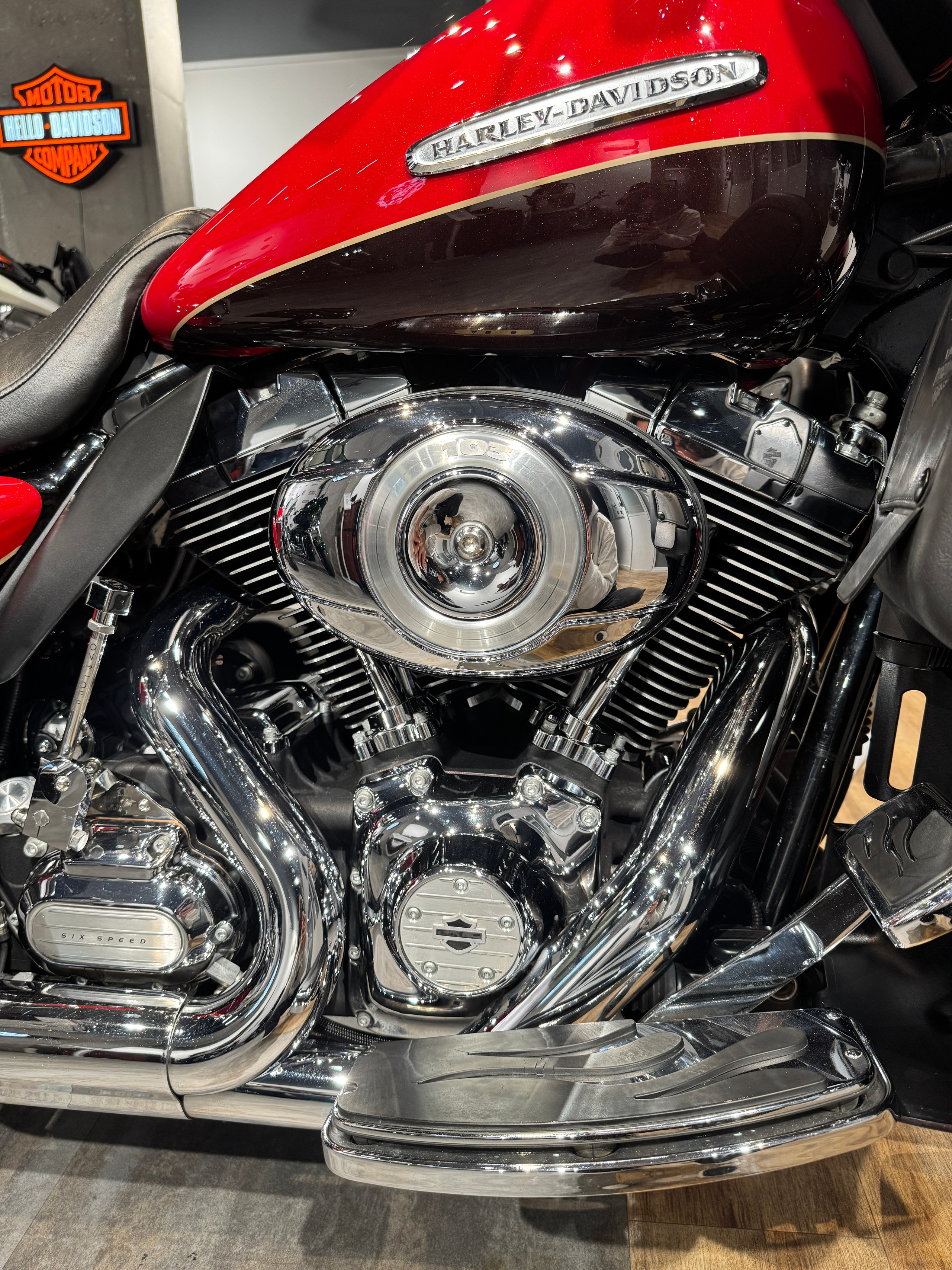 Мотоциклы Harley-Davidson 110 CVO Fire Fighters' Edition (Touring)  — купить мотоцикл. Hello Davidson, Москва. Только хорошие мотоциклы…